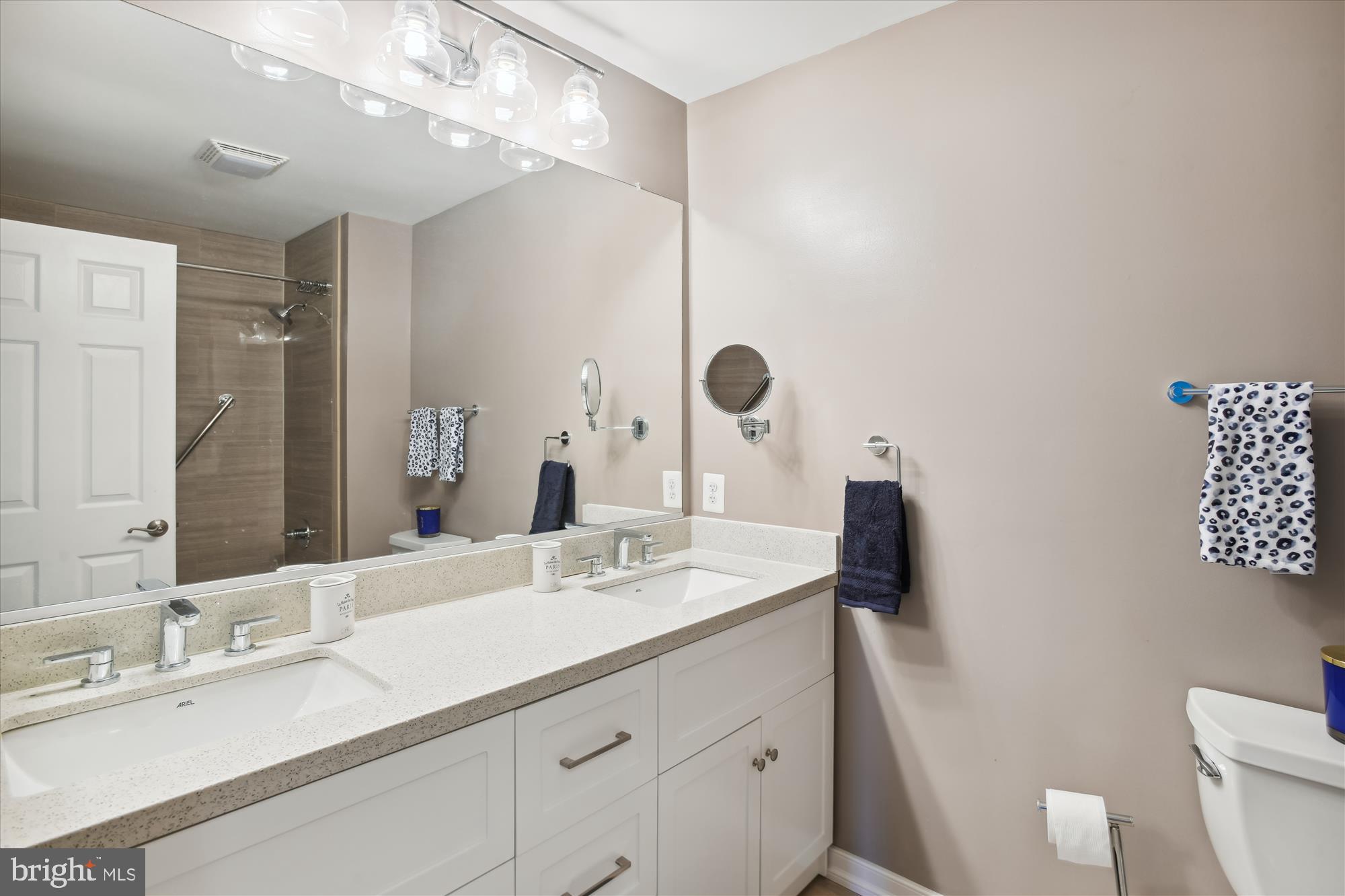 HUNT VALLEY STATION - Residential