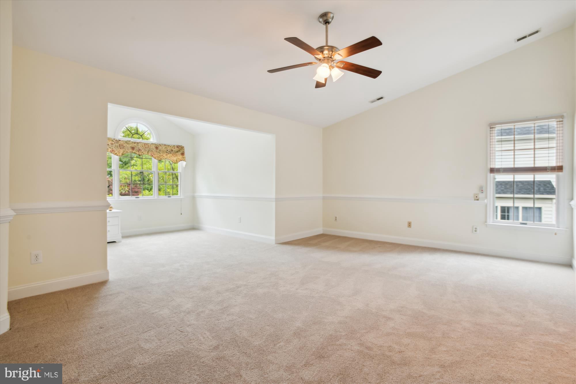 HUNT VALLEY STATION - Residential