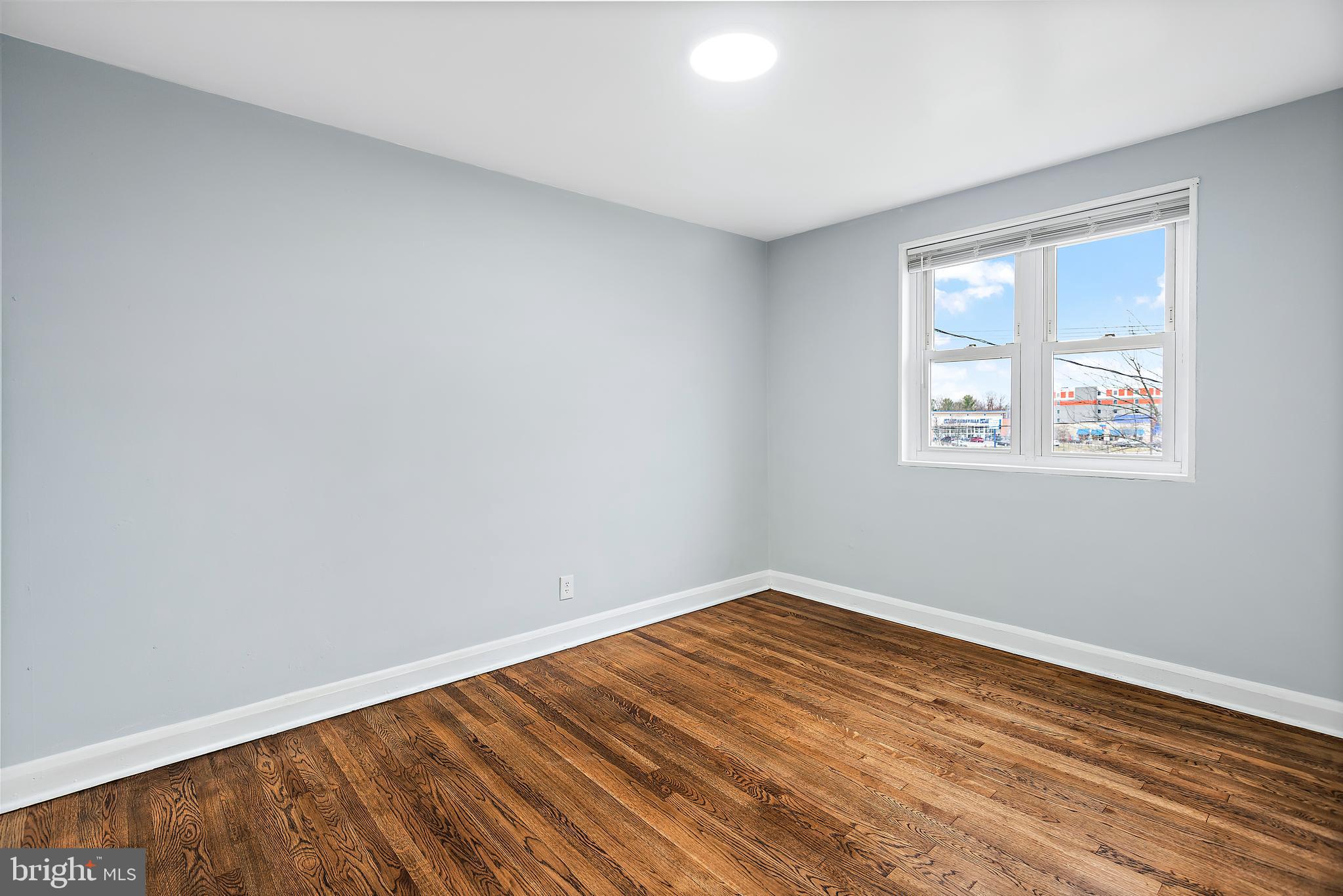 WEST EDMONDALE - Residential