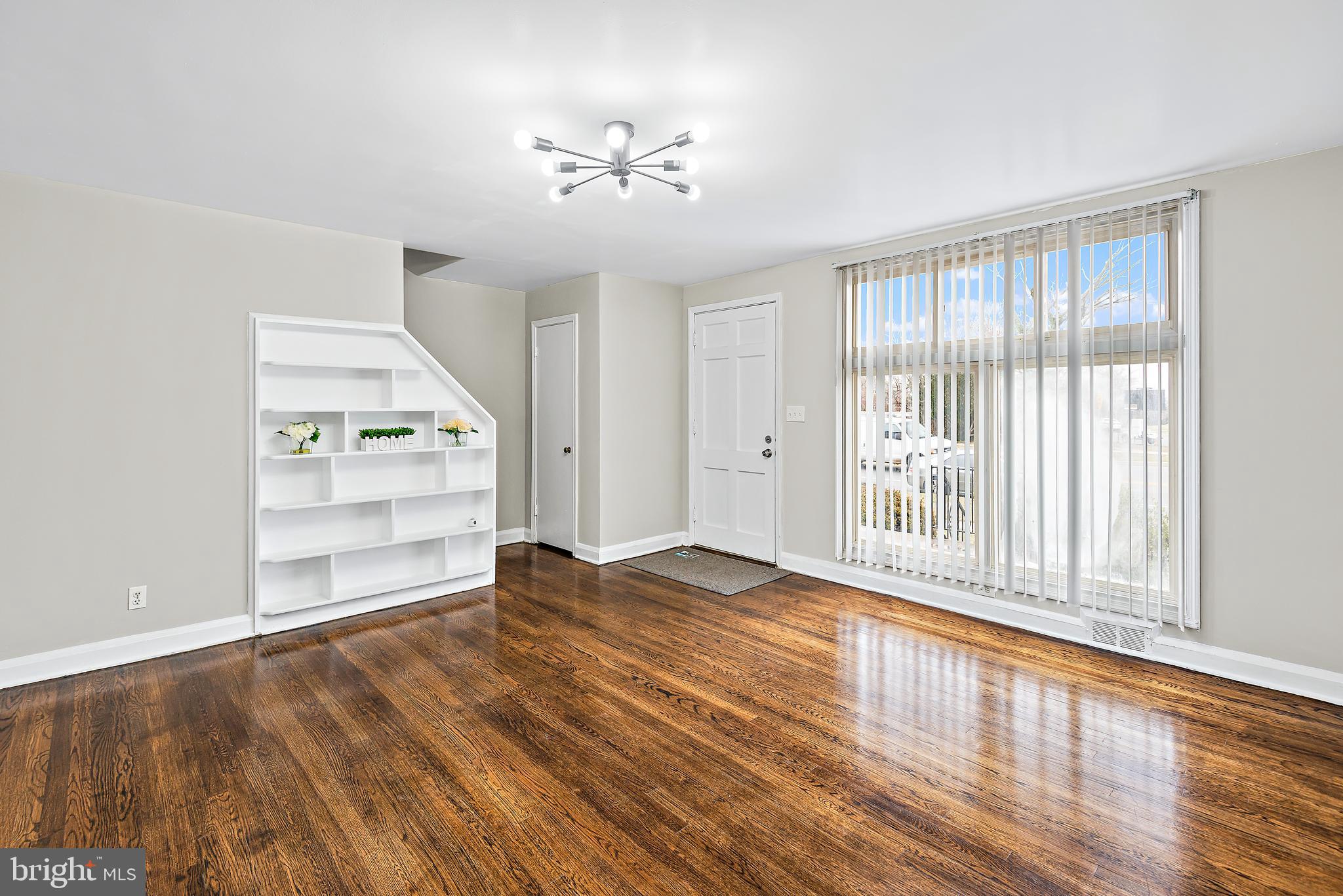 WEST EDMONDALE - Residential