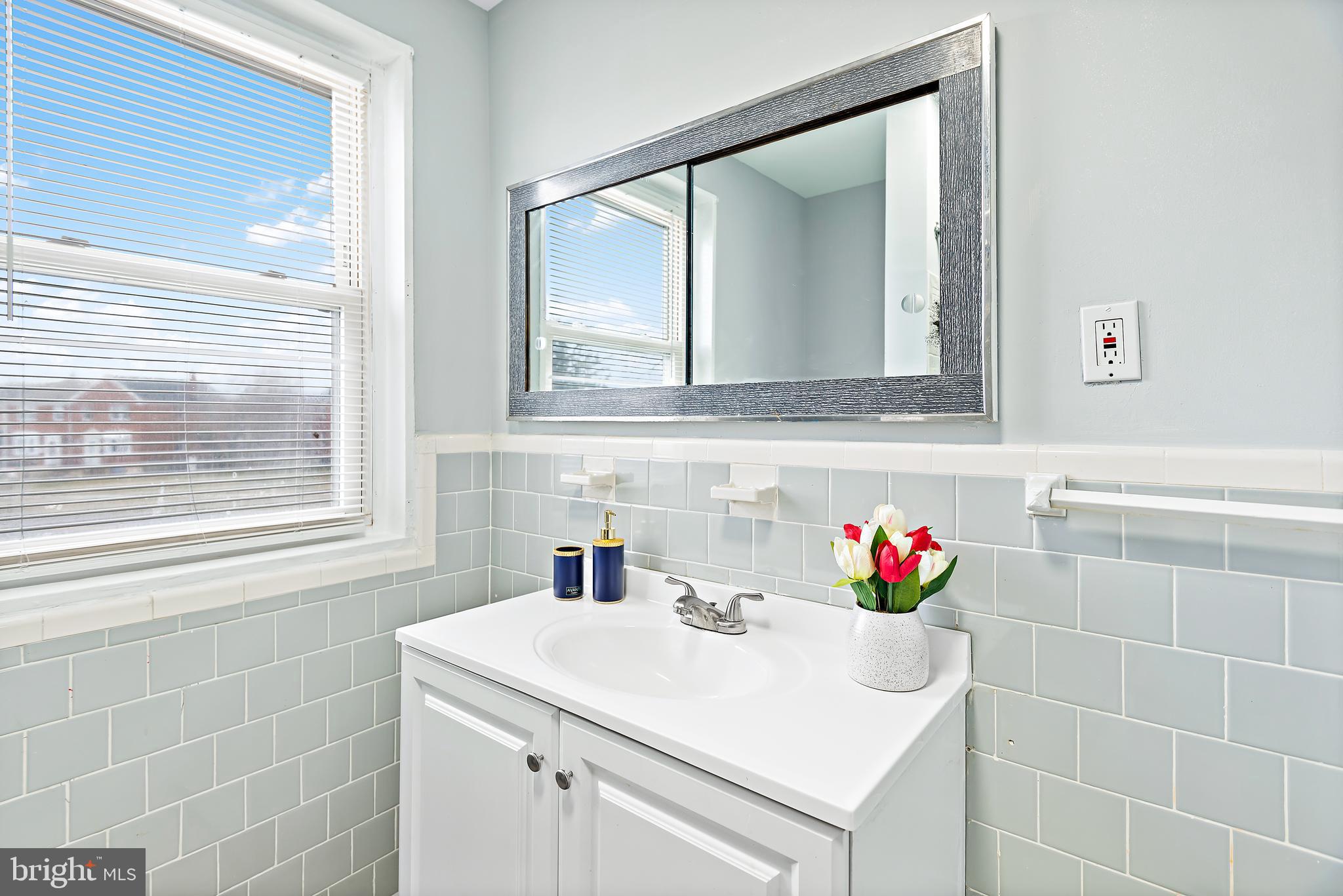 WEST EDMONDALE - Residential