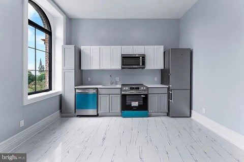 Condo For Rent - 1100 W Lafayette Avenue #4<br/> BALTIMORE, MD 21217