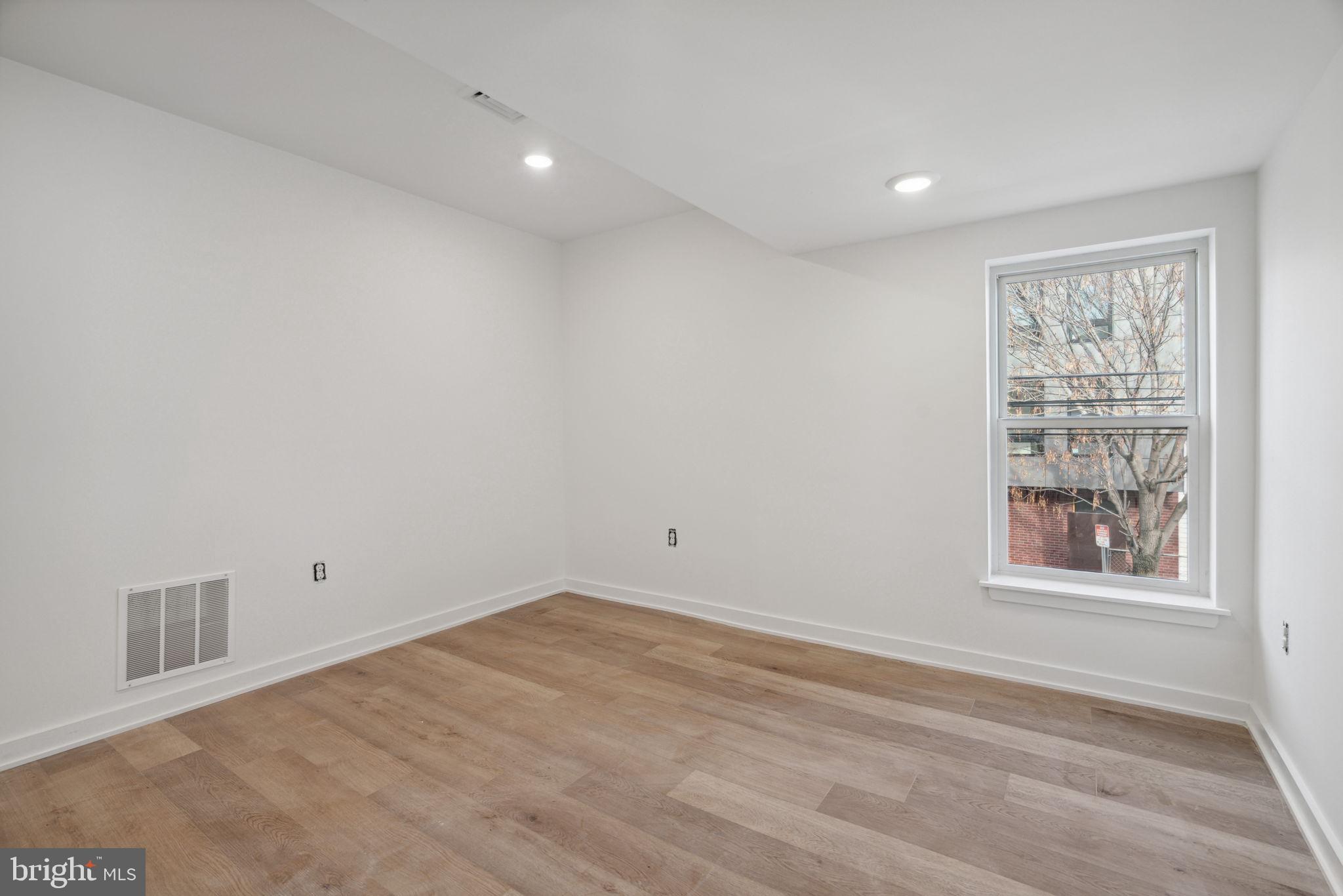 FISHTOWN - Residential Lease