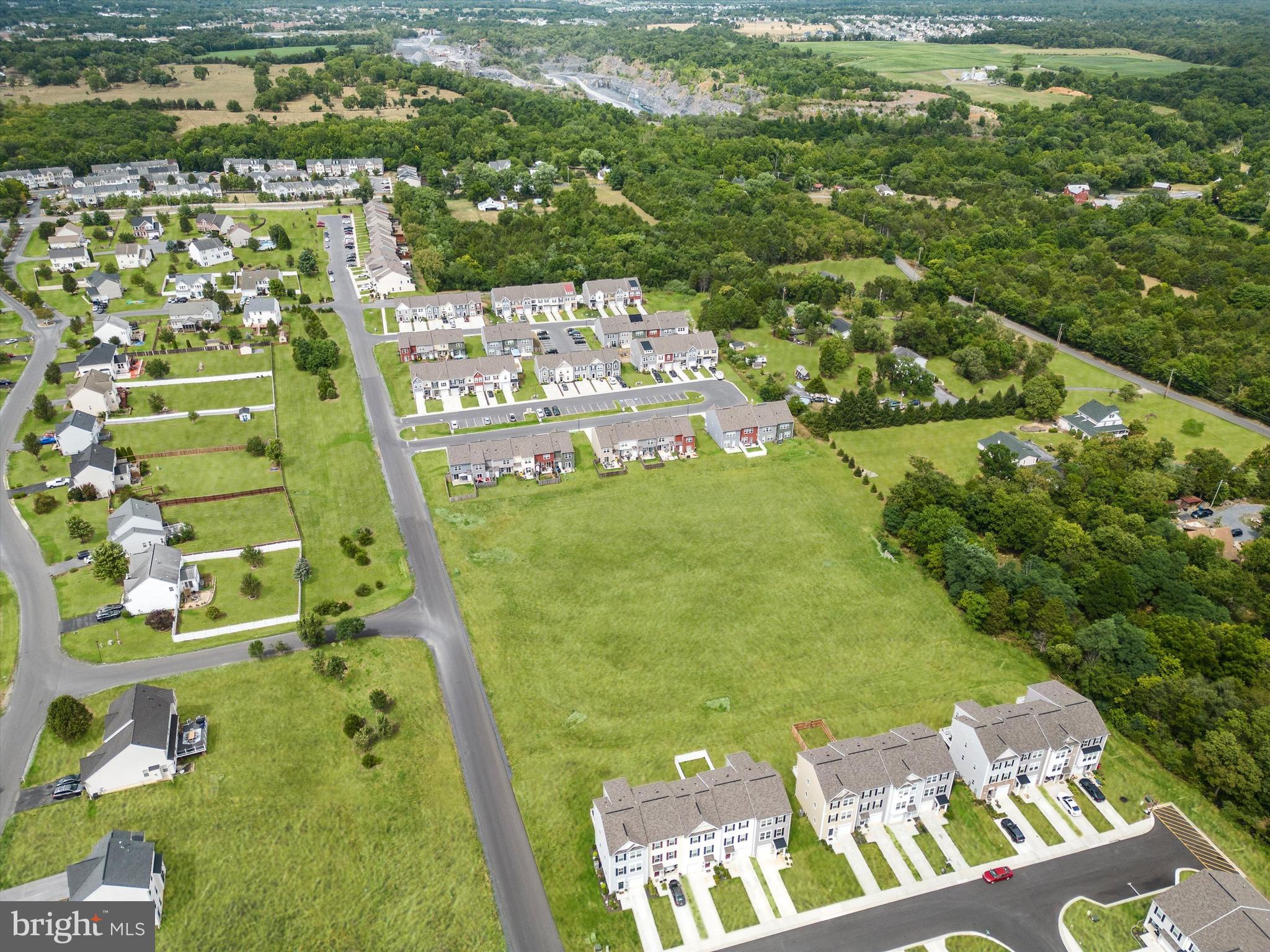 MCCAULEY CROSSING - Residential