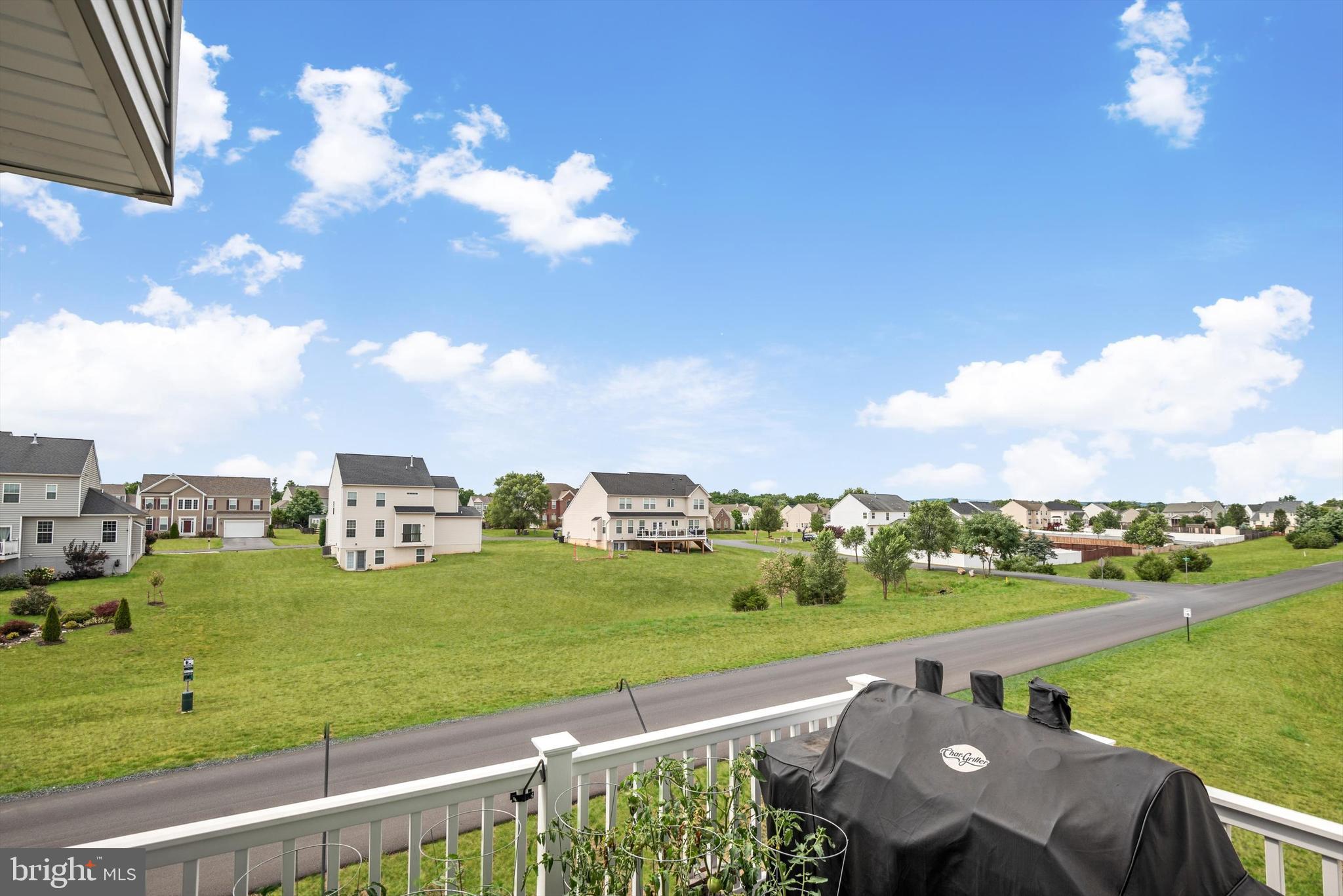 MCCAULEY CROSSING - Residential