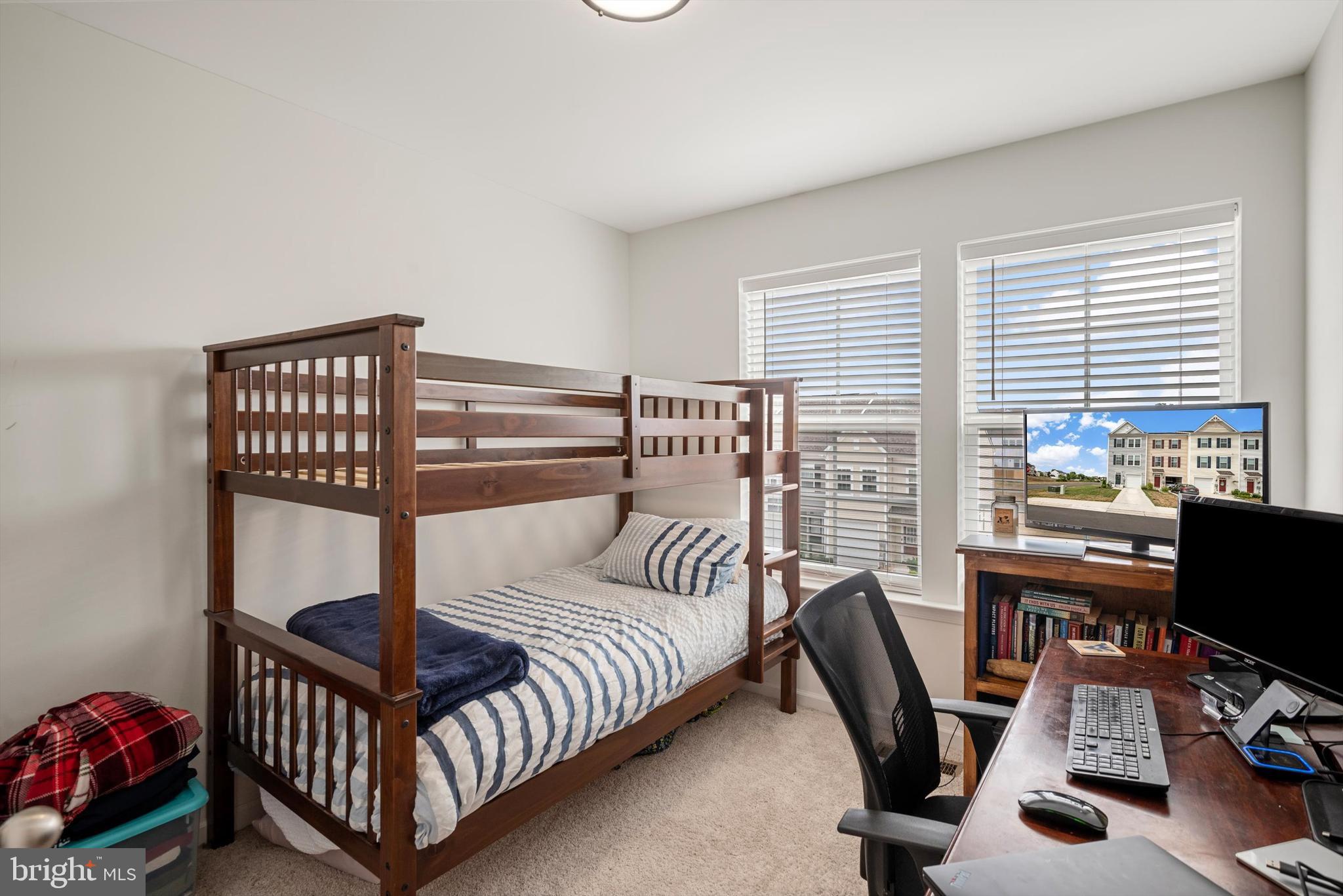 MCCAULEY CROSSING - Residential