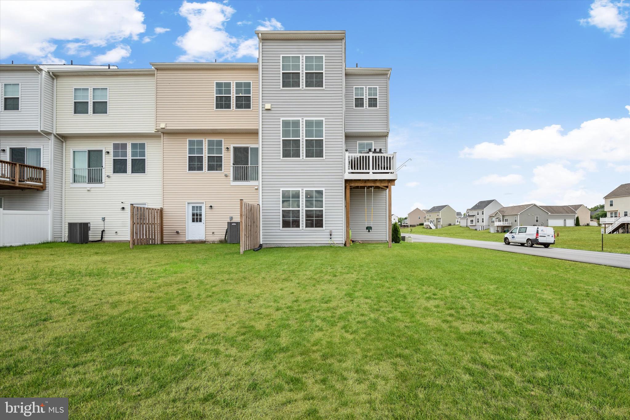 MCCAULEY CROSSING - Residential