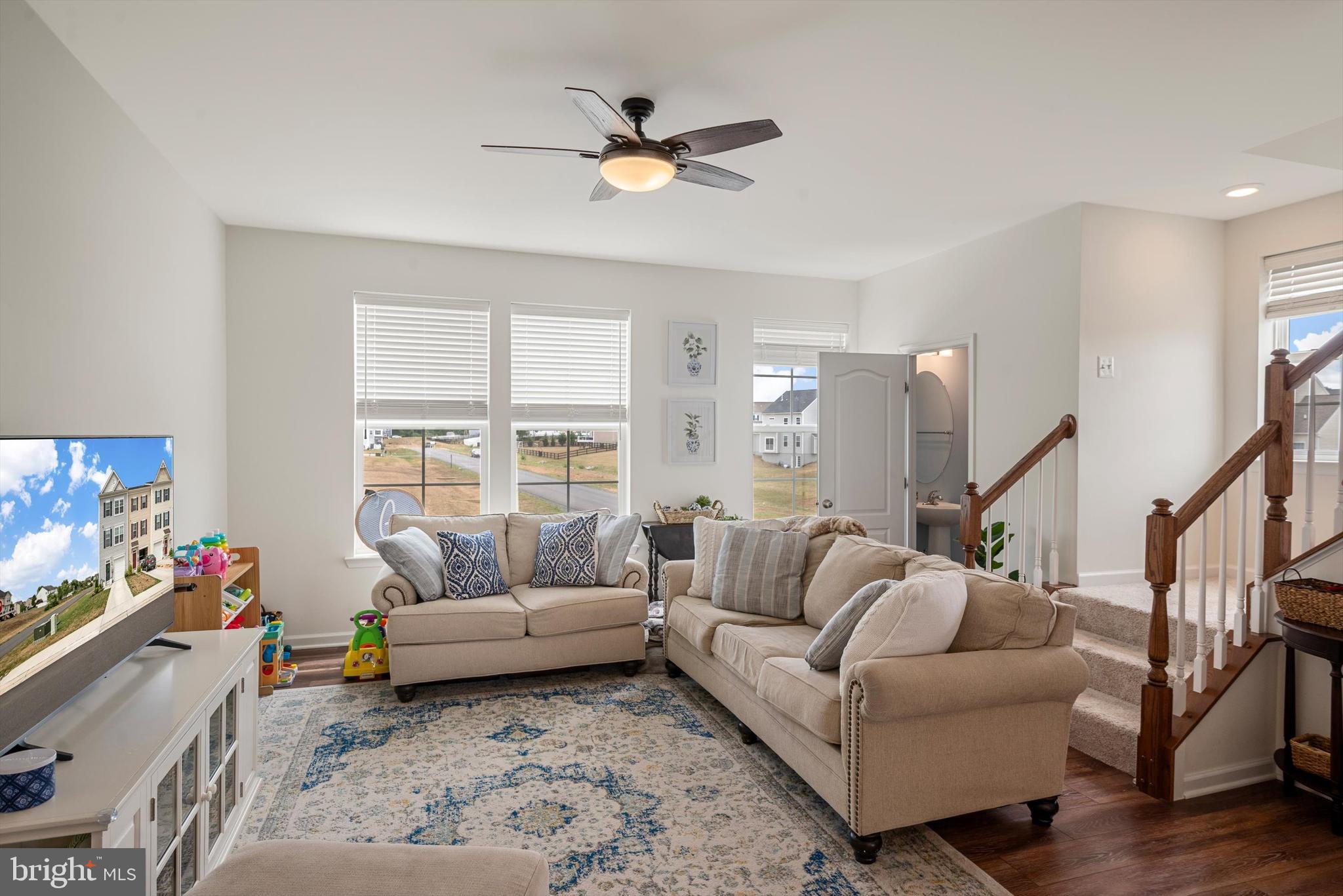 MCCAULEY CROSSING - Residential