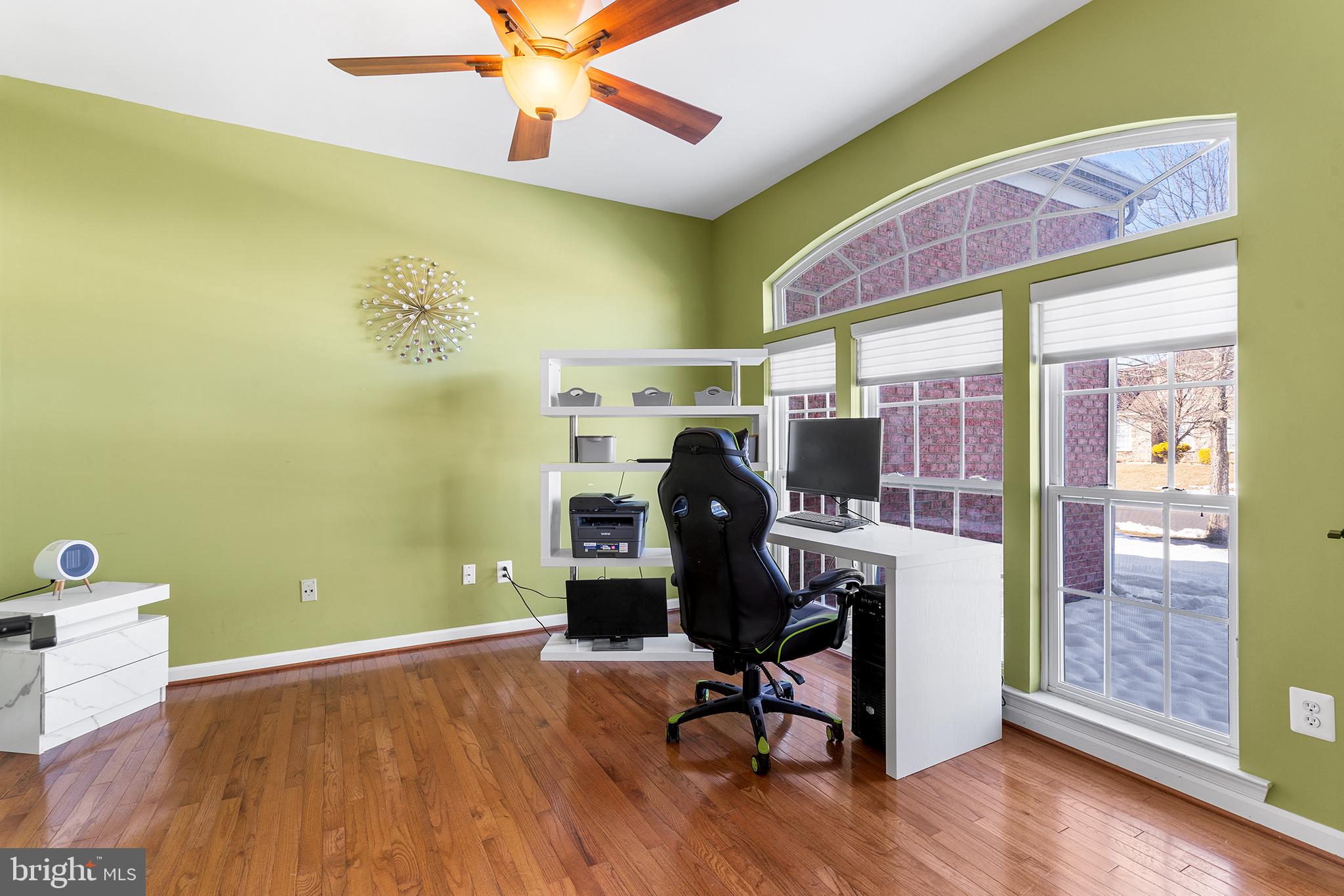 FOX RUN ESTATES - Residential