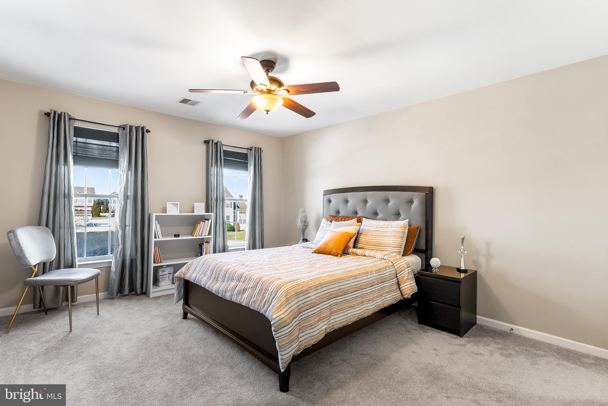 FOX RUN ESTATES - Residential