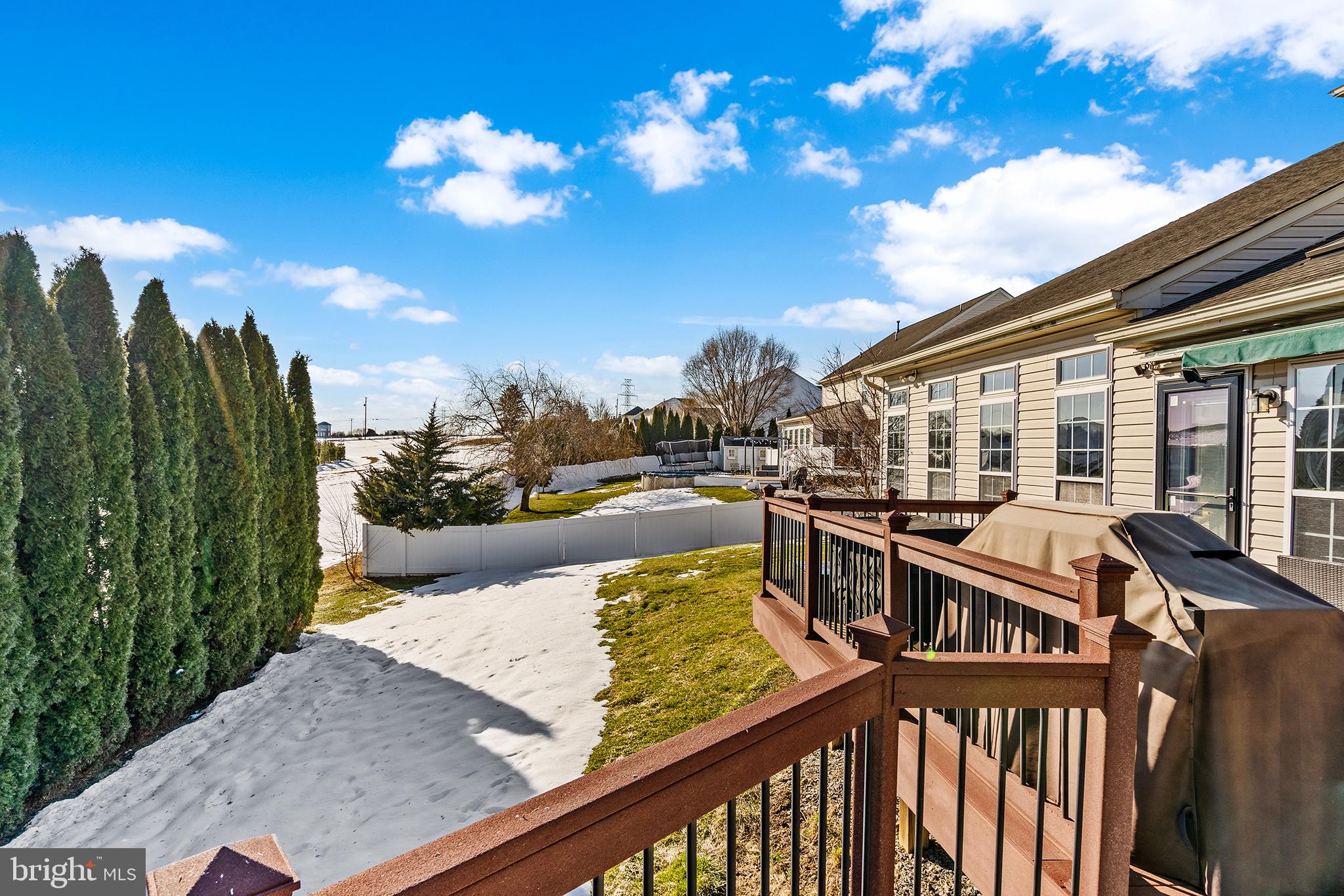 FOX RUN ESTATES - Residential