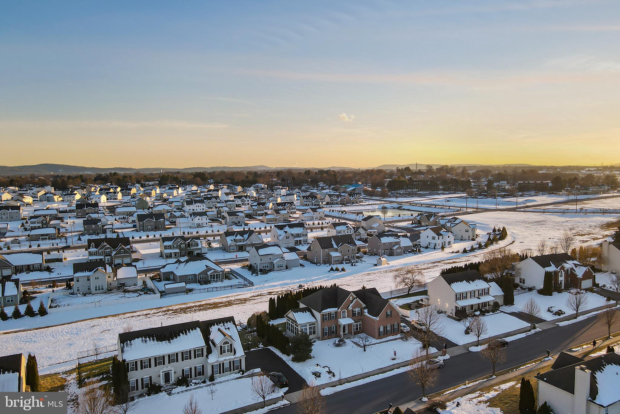 FOX RUN ESTATES - Residential