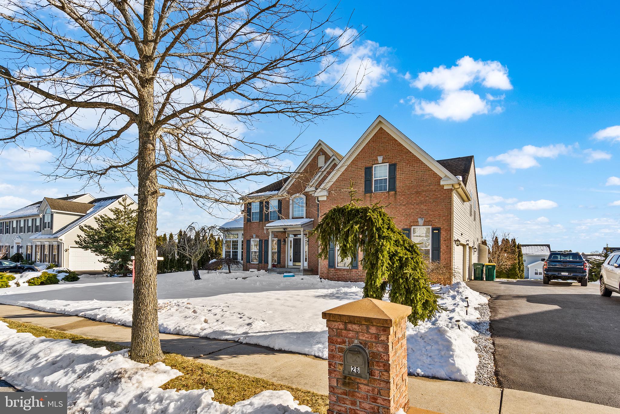 FOX RUN ESTATES - Residential