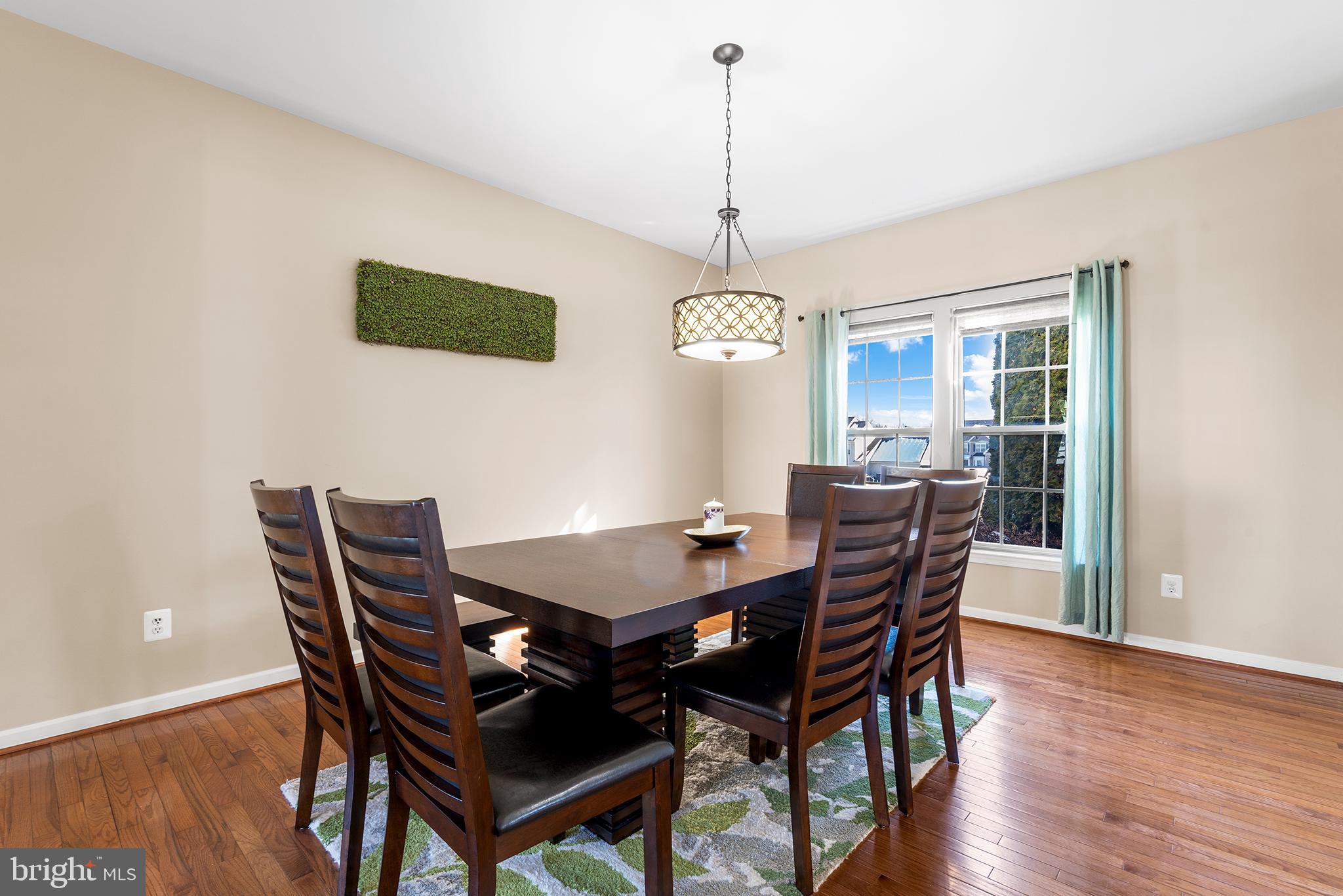 FOX RUN ESTATES - Residential