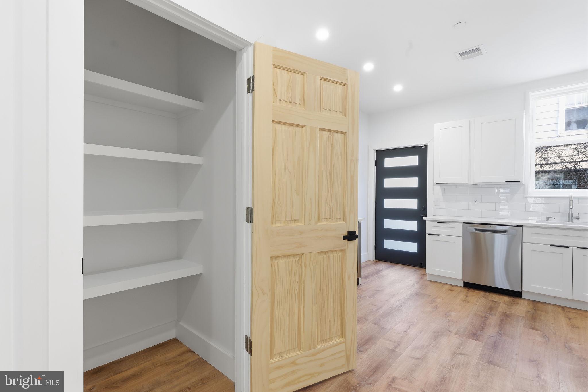 GERMANTOWN - Residential