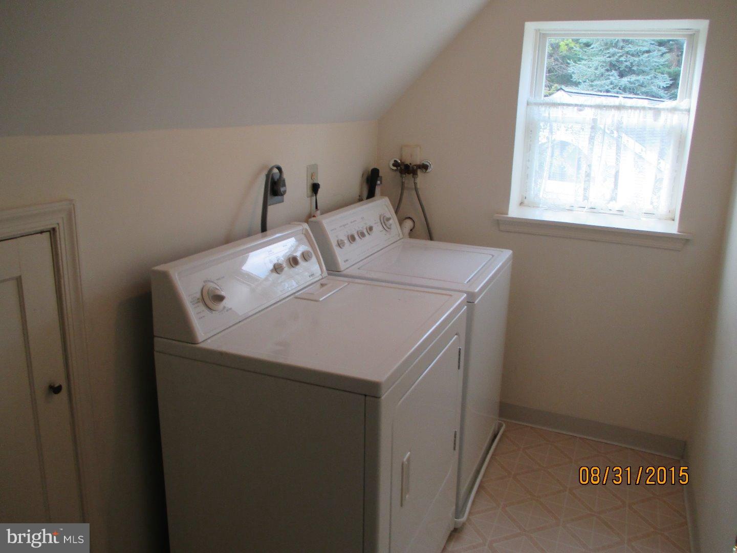 HUNTINGDON VALLEY - Residential