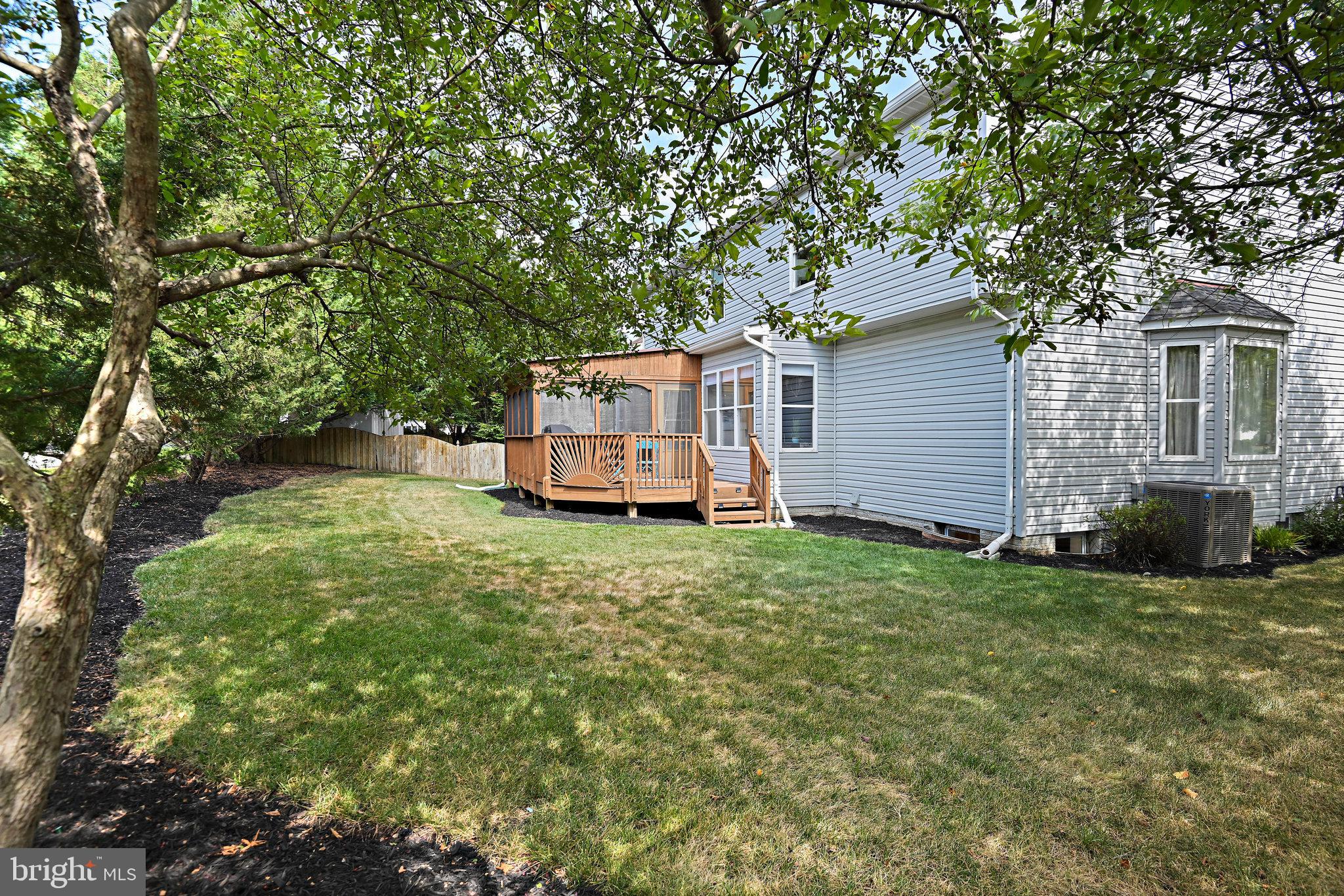 SYCAMORE LAKES - Residential