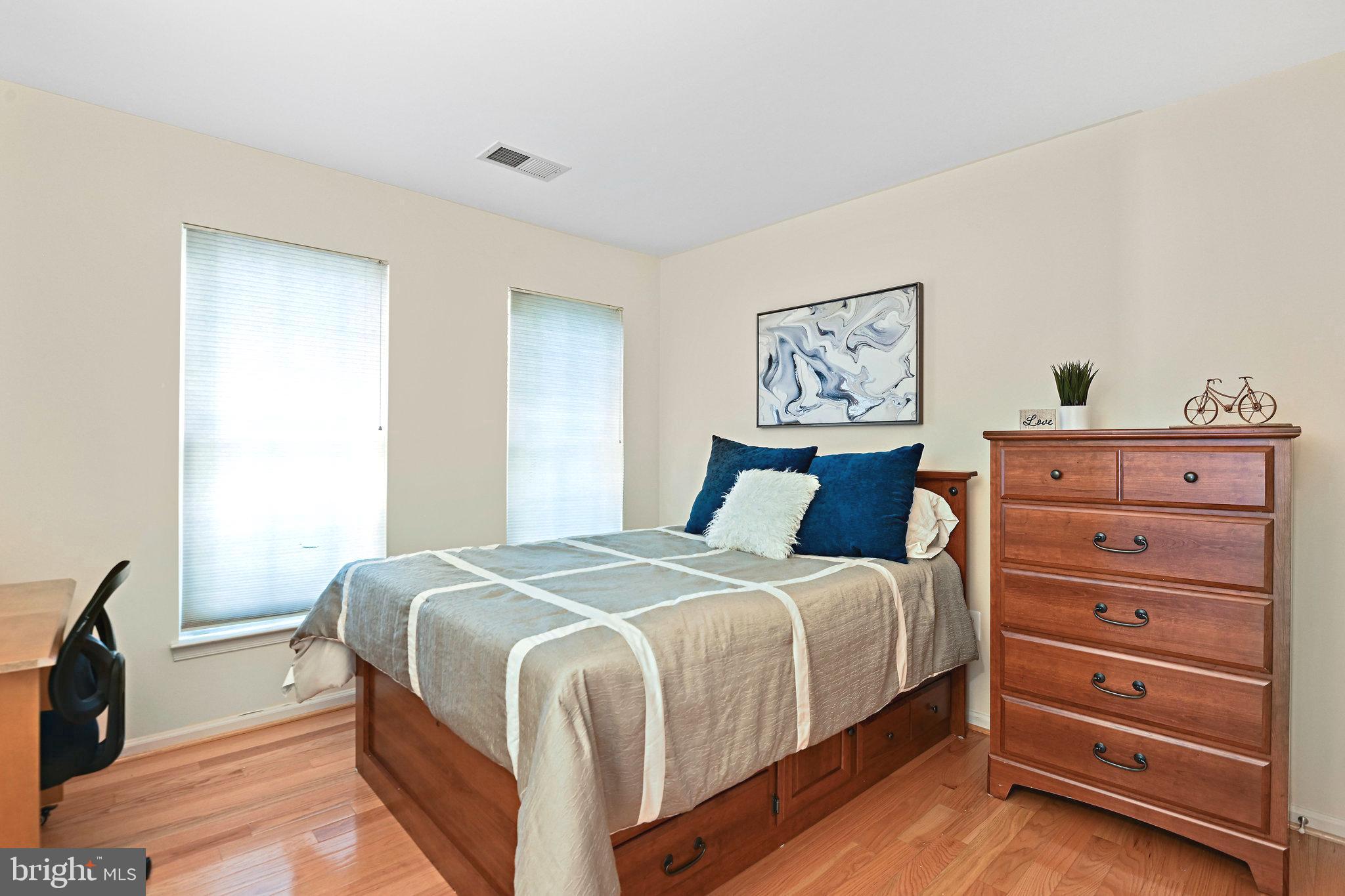 SYCAMORE LAKES - Residential