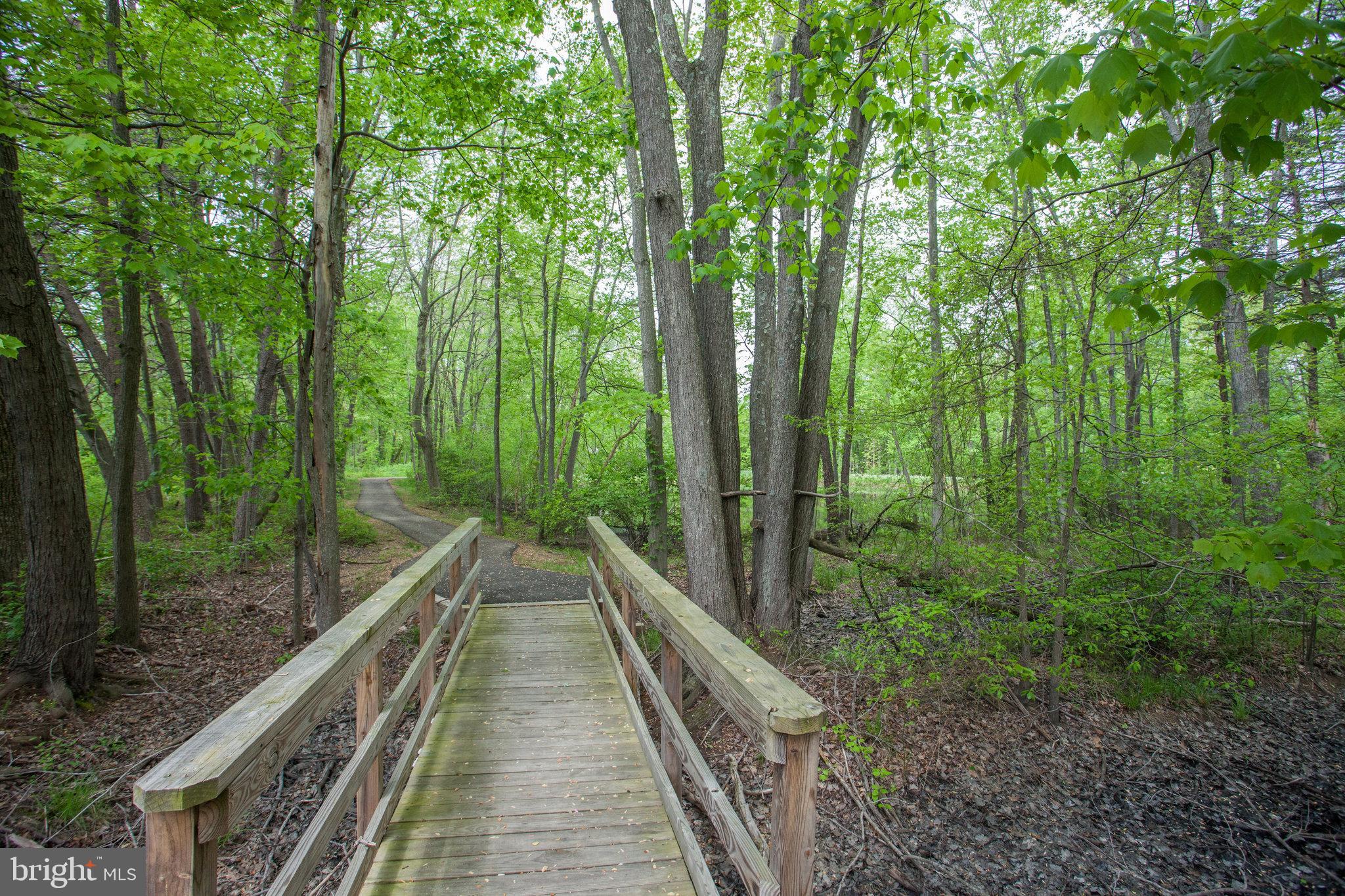 SYCAMORE LAKES - Residential