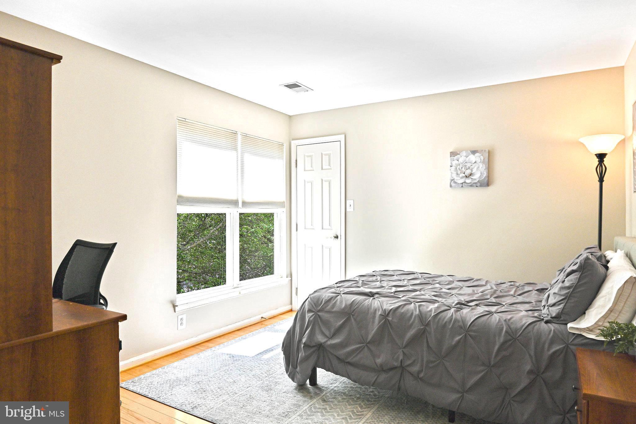 SYCAMORE LAKES - Residential