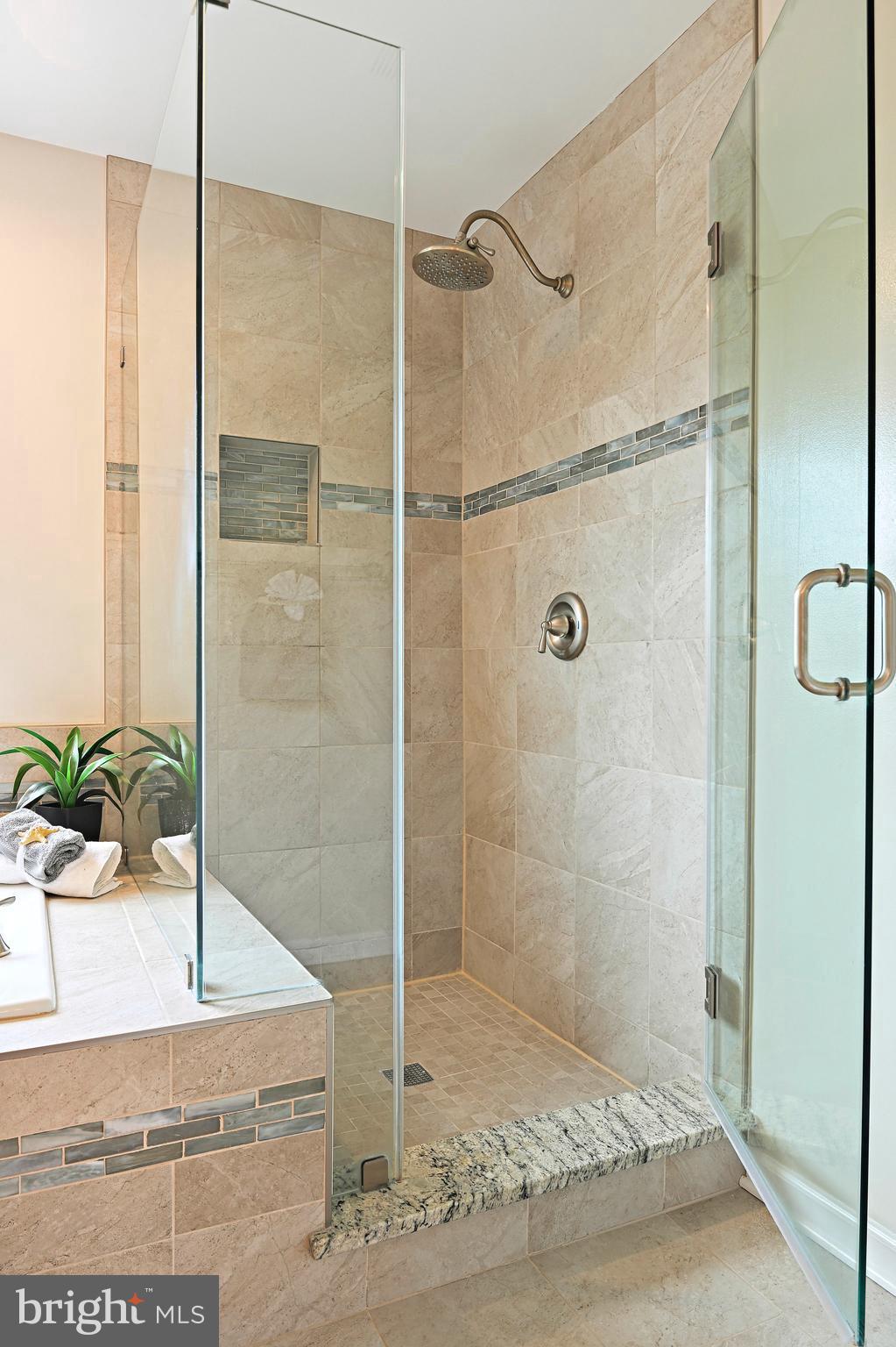 SYCAMORE LAKES - Residential