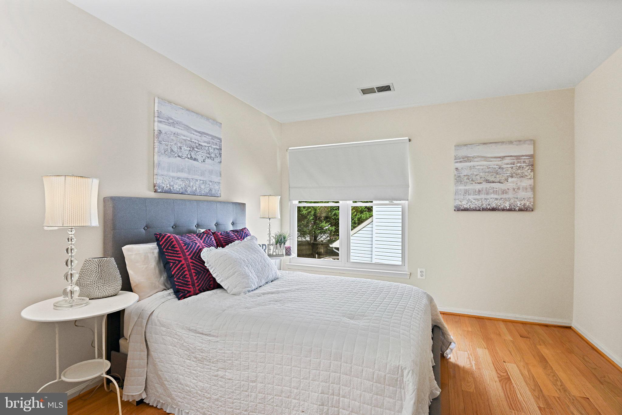 SYCAMORE LAKES - Residential