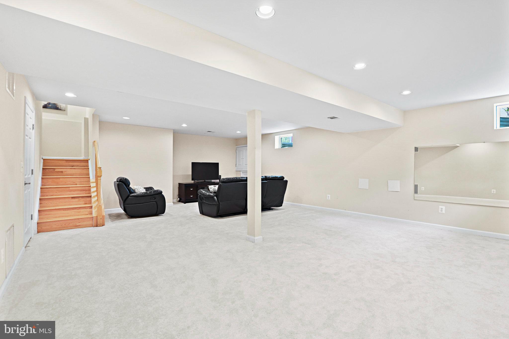 SYCAMORE LAKES - Residential