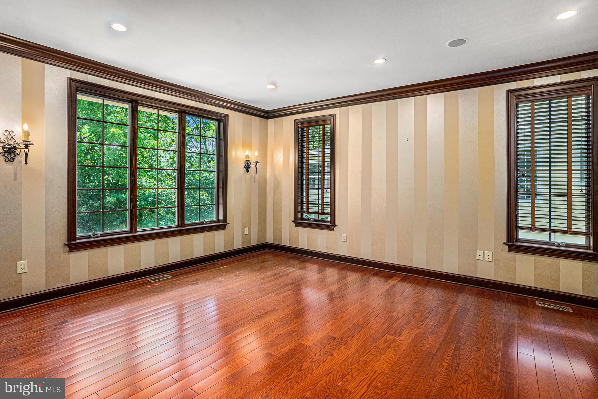 HAVERFORD RESERVE - Residential