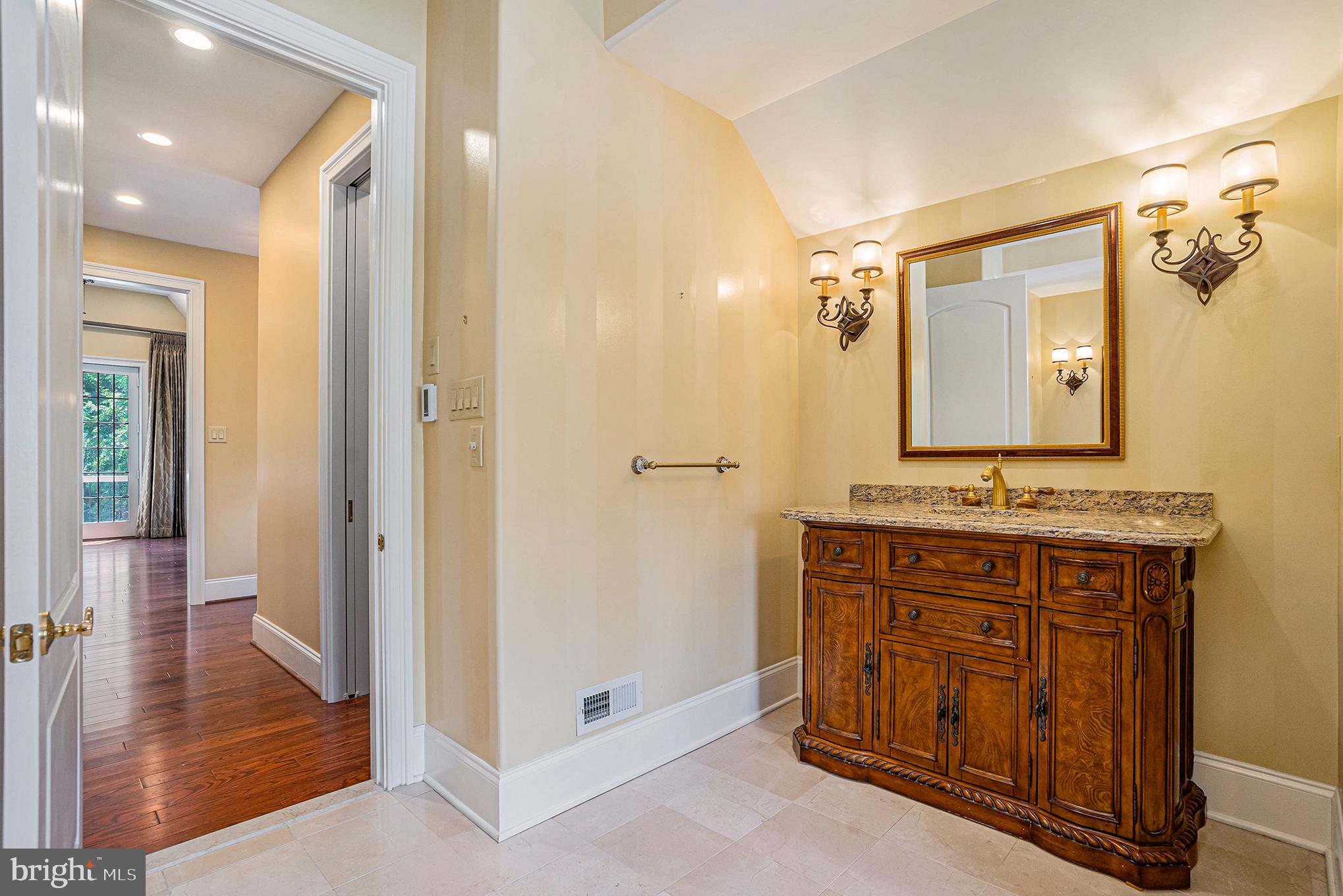 HAVERFORD RESERVE - Residential