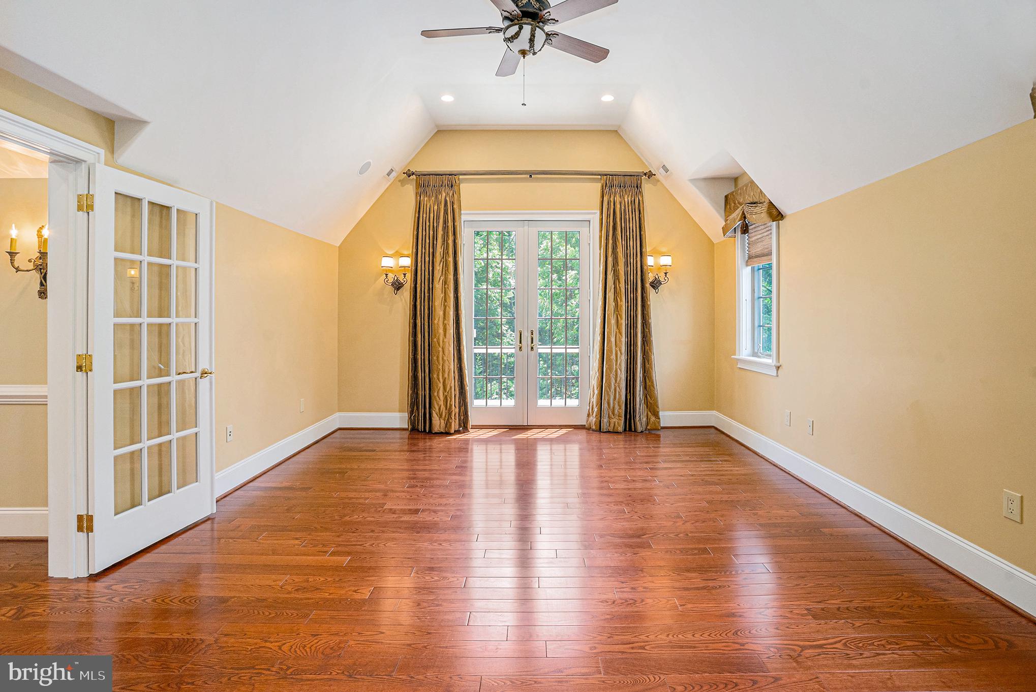 HAVERFORD RESERVE - Residential