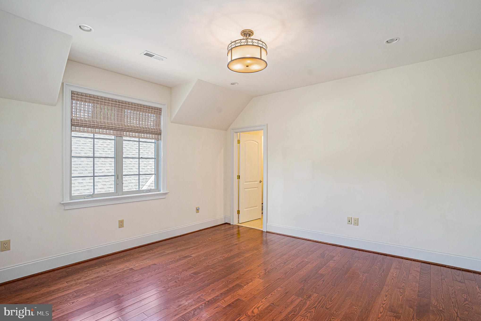 HAVERFORD RESERVE - Residential