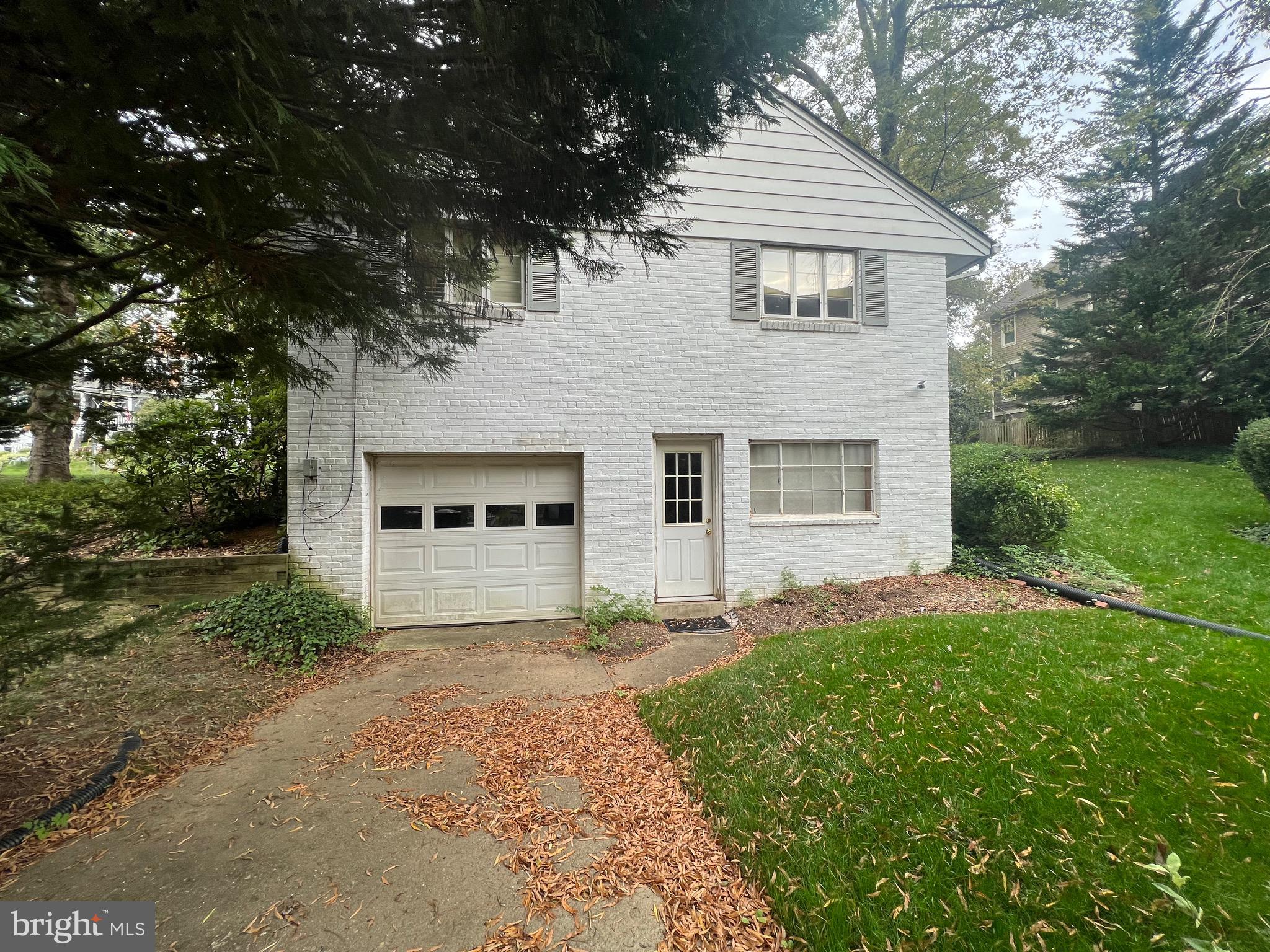 BROYHILL FOREST - Residential