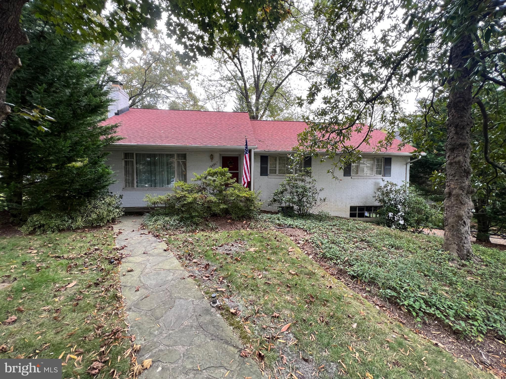 BROYHILL FOREST - Residential