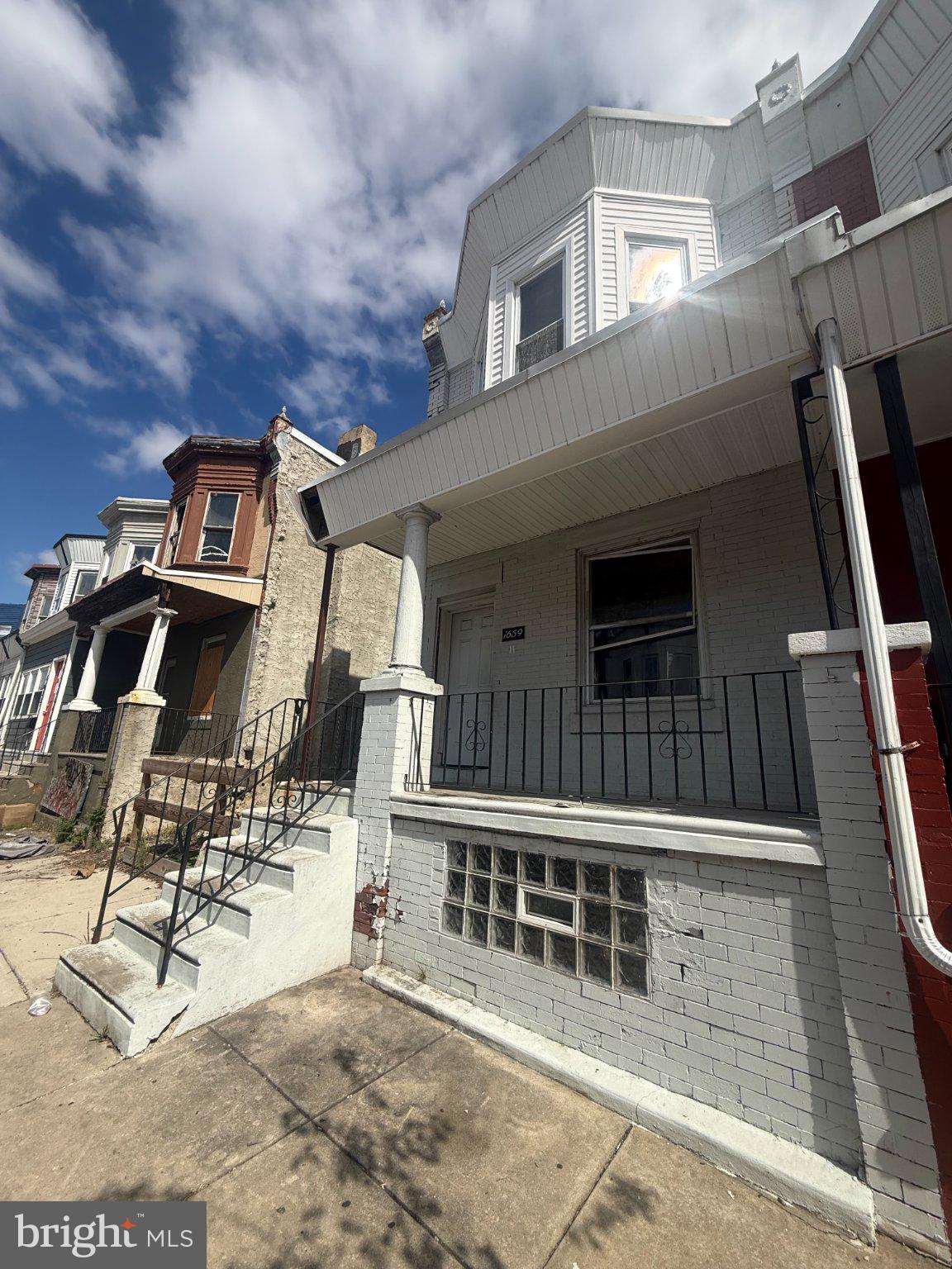 1659 S CONESTOGA STREET