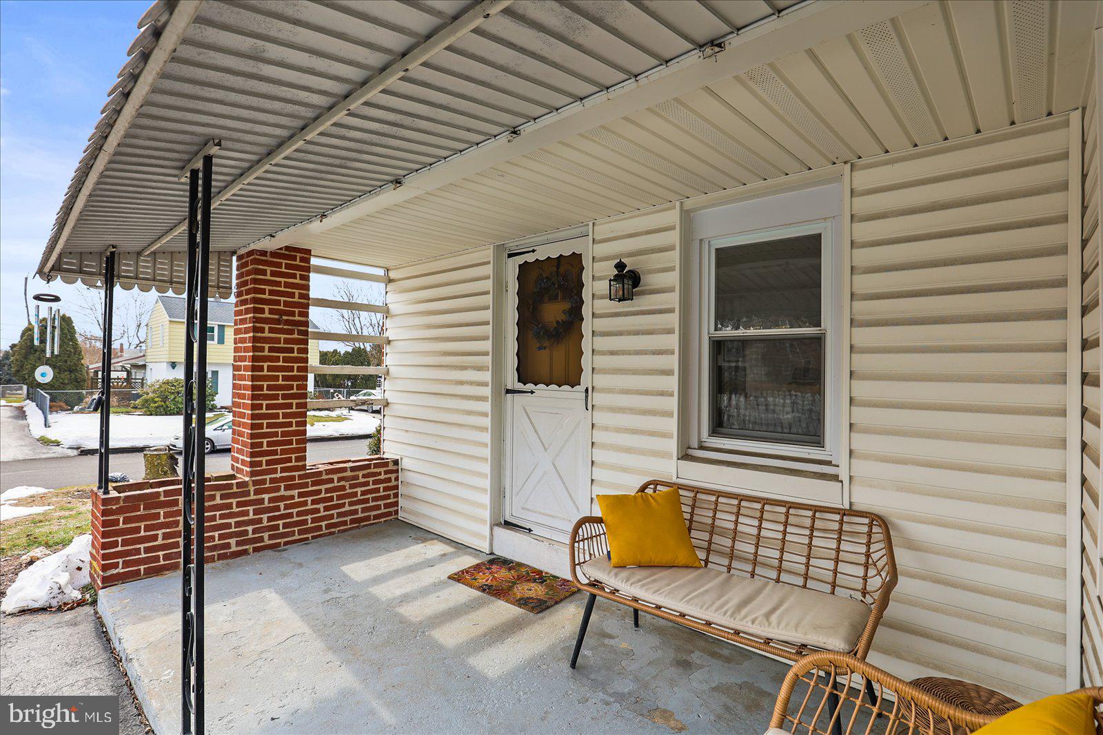 1314 CANTERBURY LANE