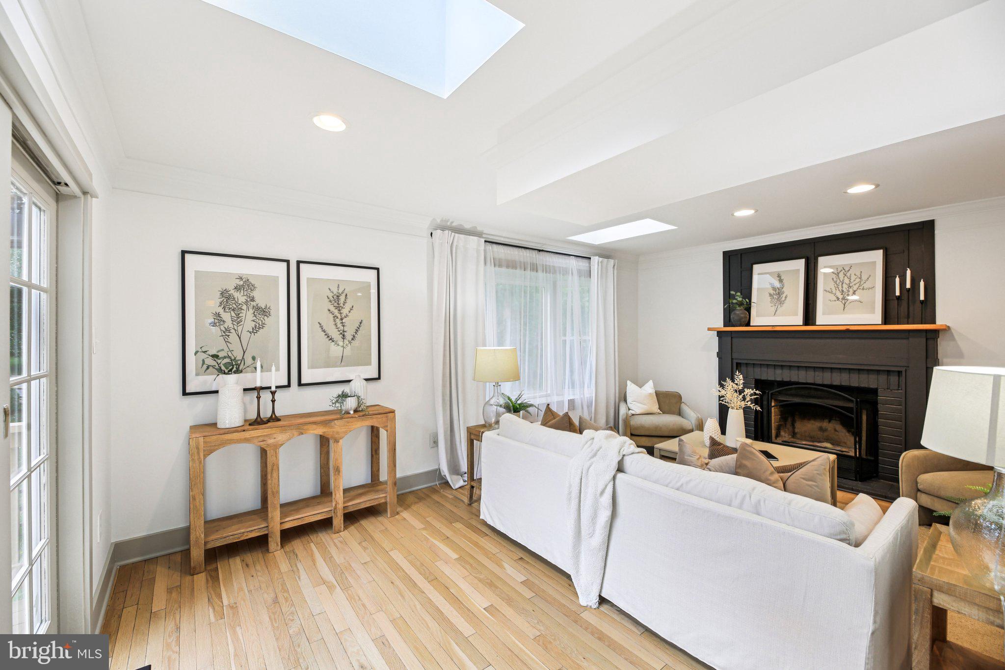 VILLAGE OF KINGS CONTRIVANCE - Residential