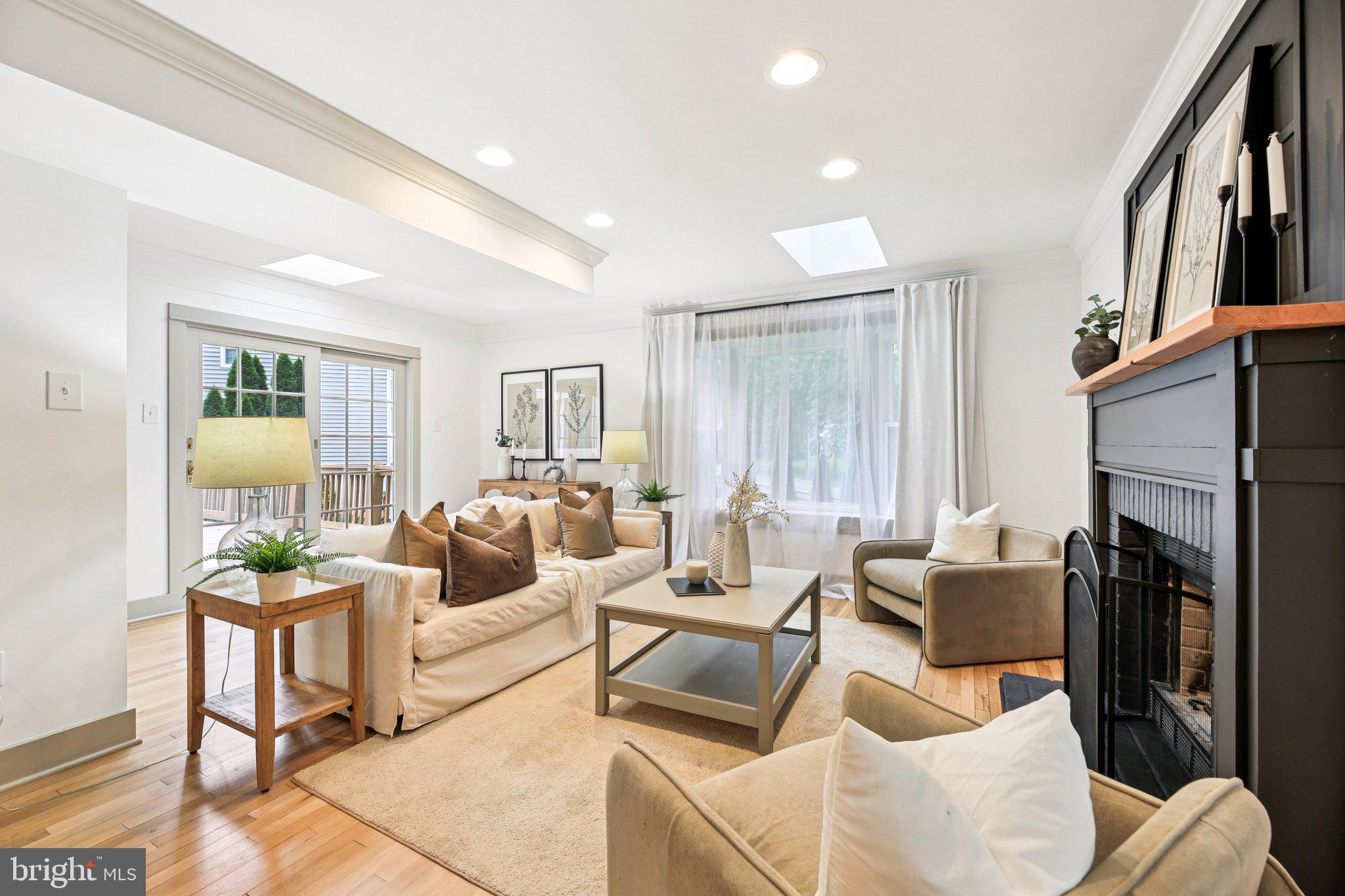 VILLAGE OF KINGS CONTRIVANCE - Residential