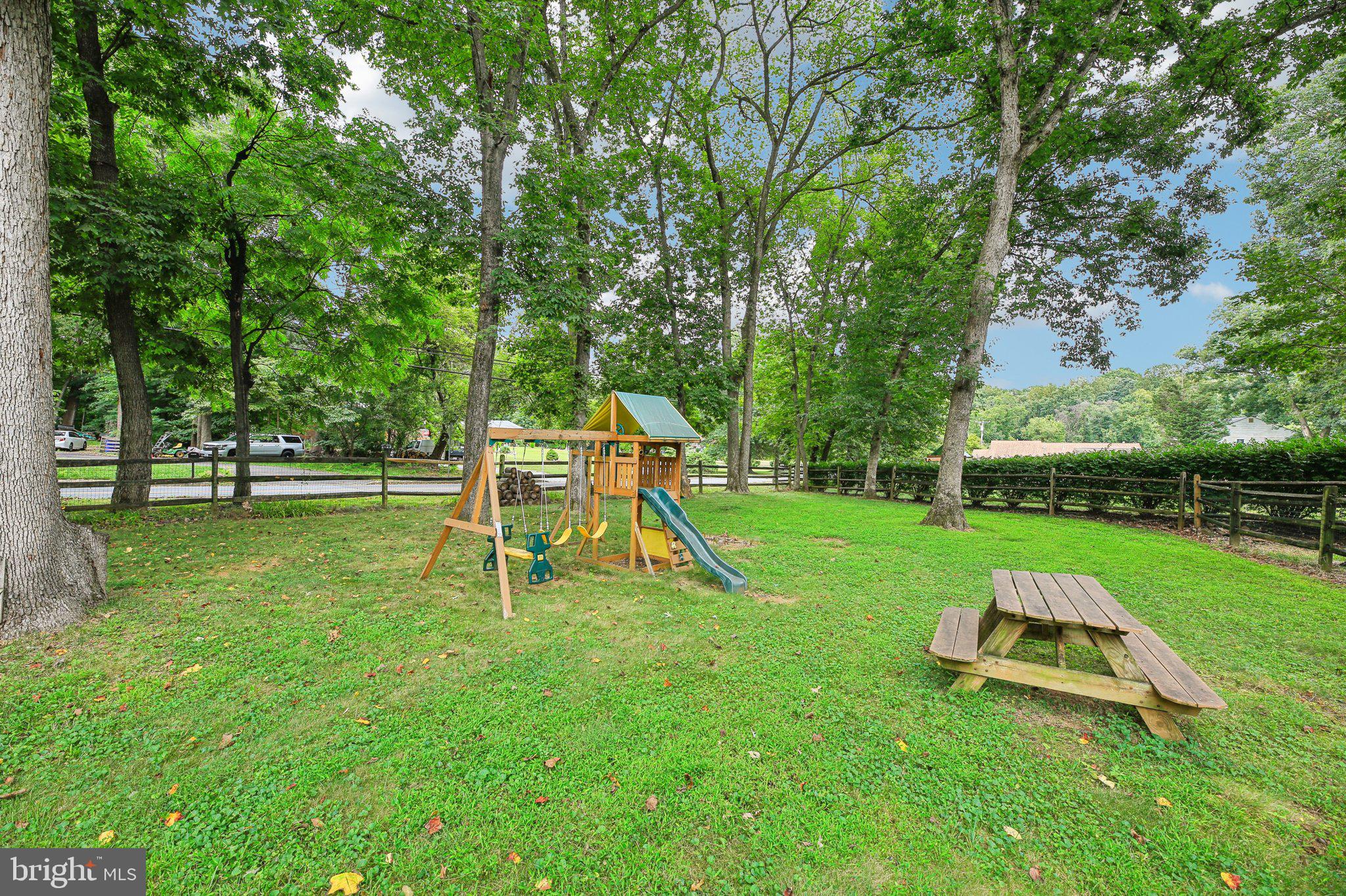 VILLAGE OF KINGS CONTRIVANCE - Residential