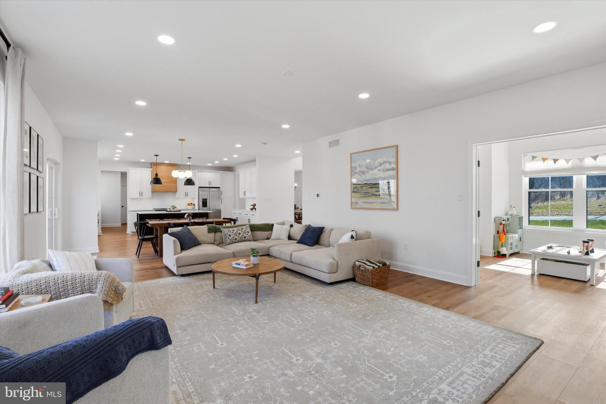 PROVIDENCE MEADOWS - Residential