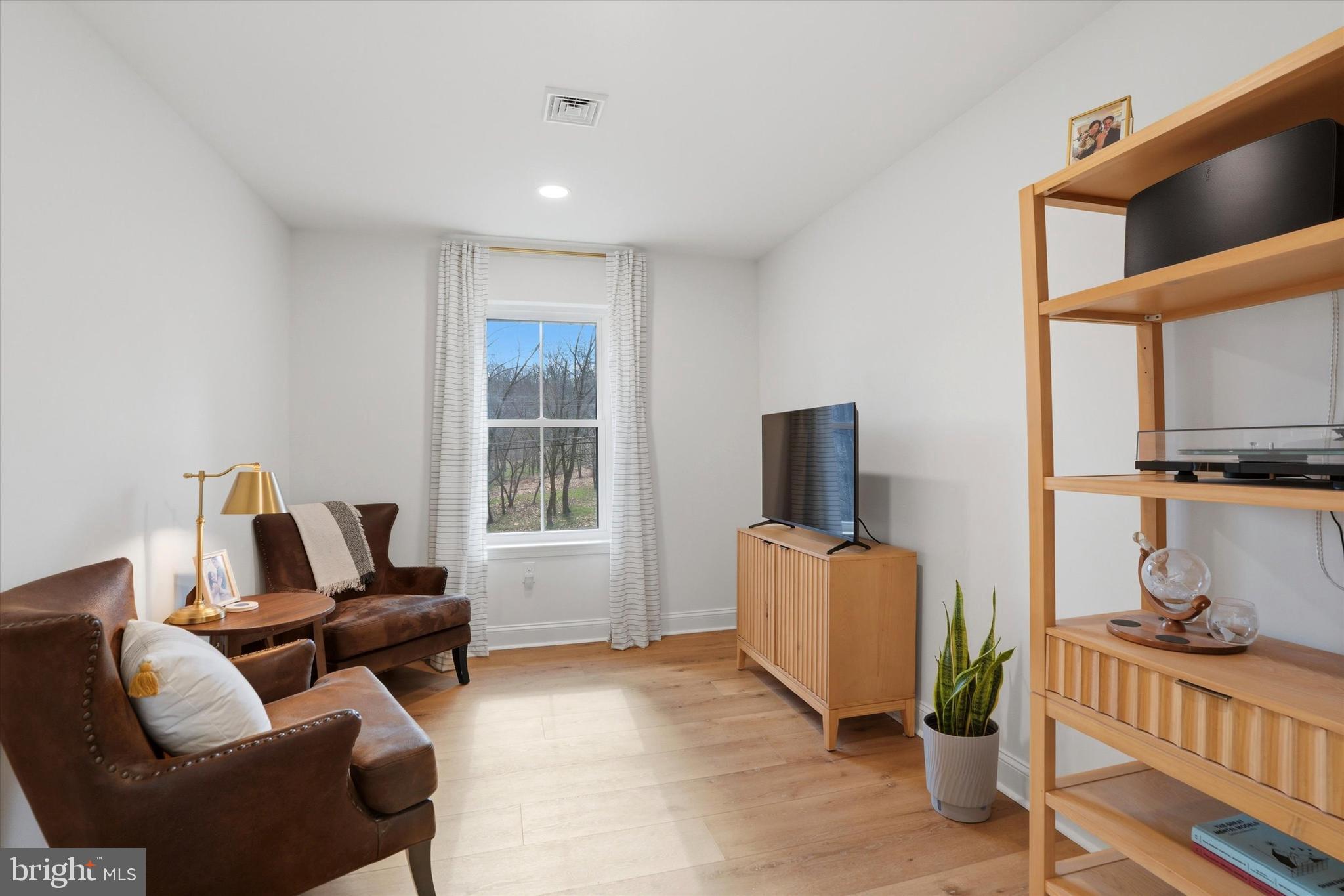 PROVIDENCE MEADOWS - Residential