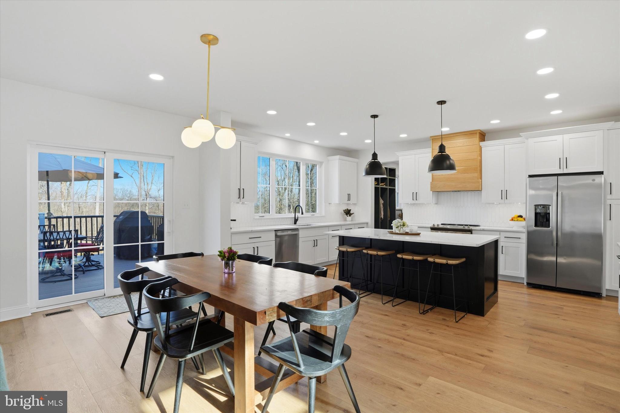 PROVIDENCE MEADOWS - Residential