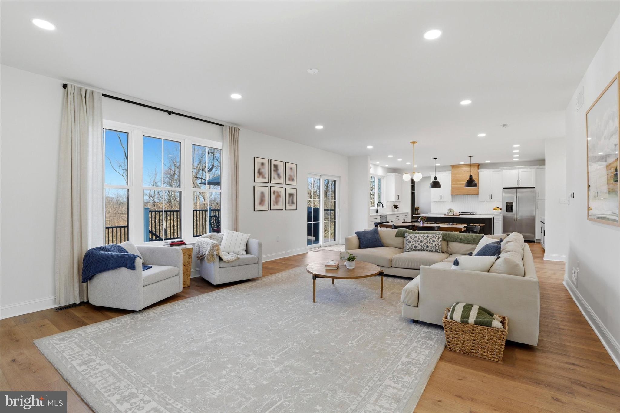 PROVIDENCE MEADOWS - Residential