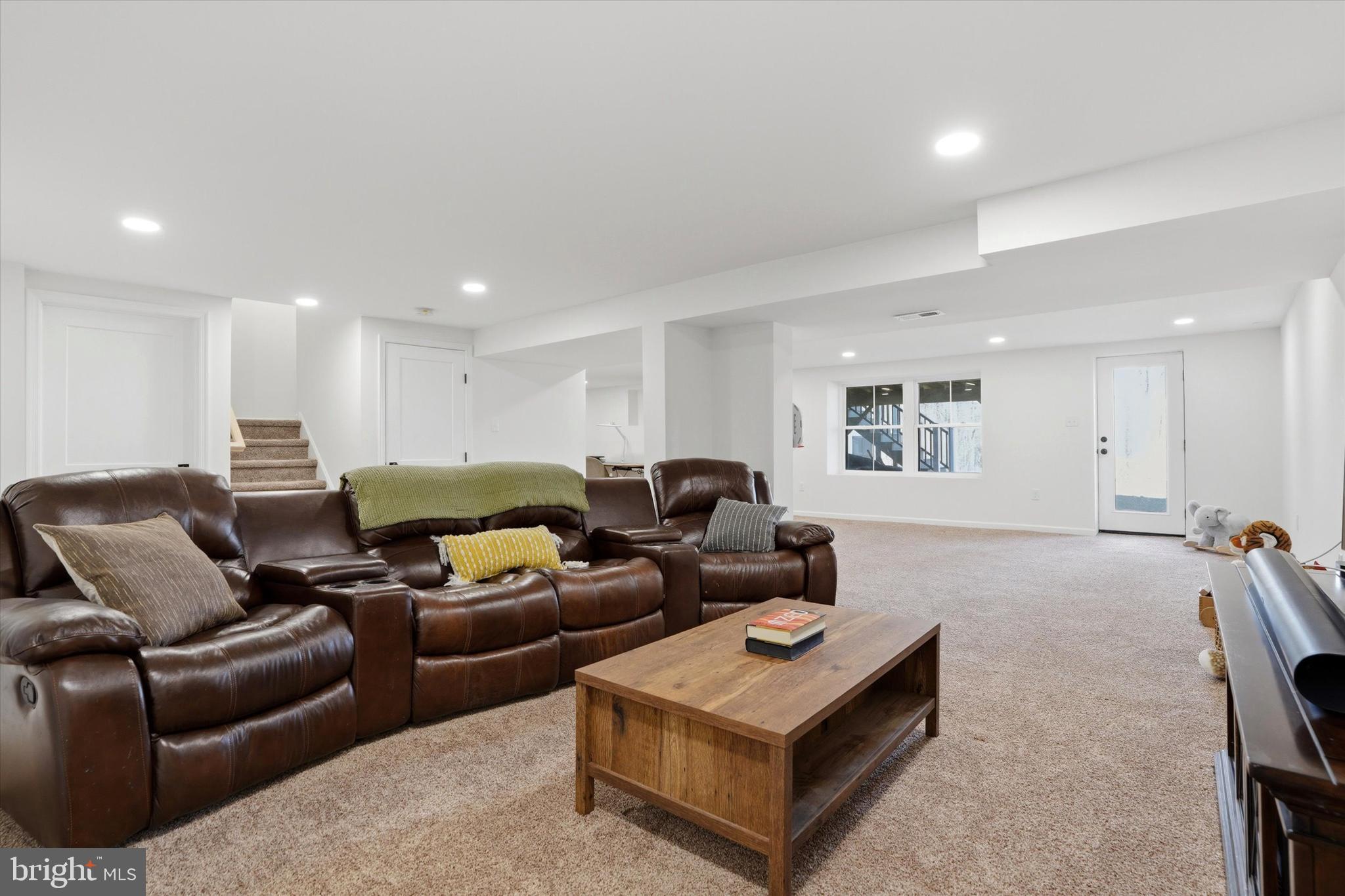 PROVIDENCE MEADOWS - Residential