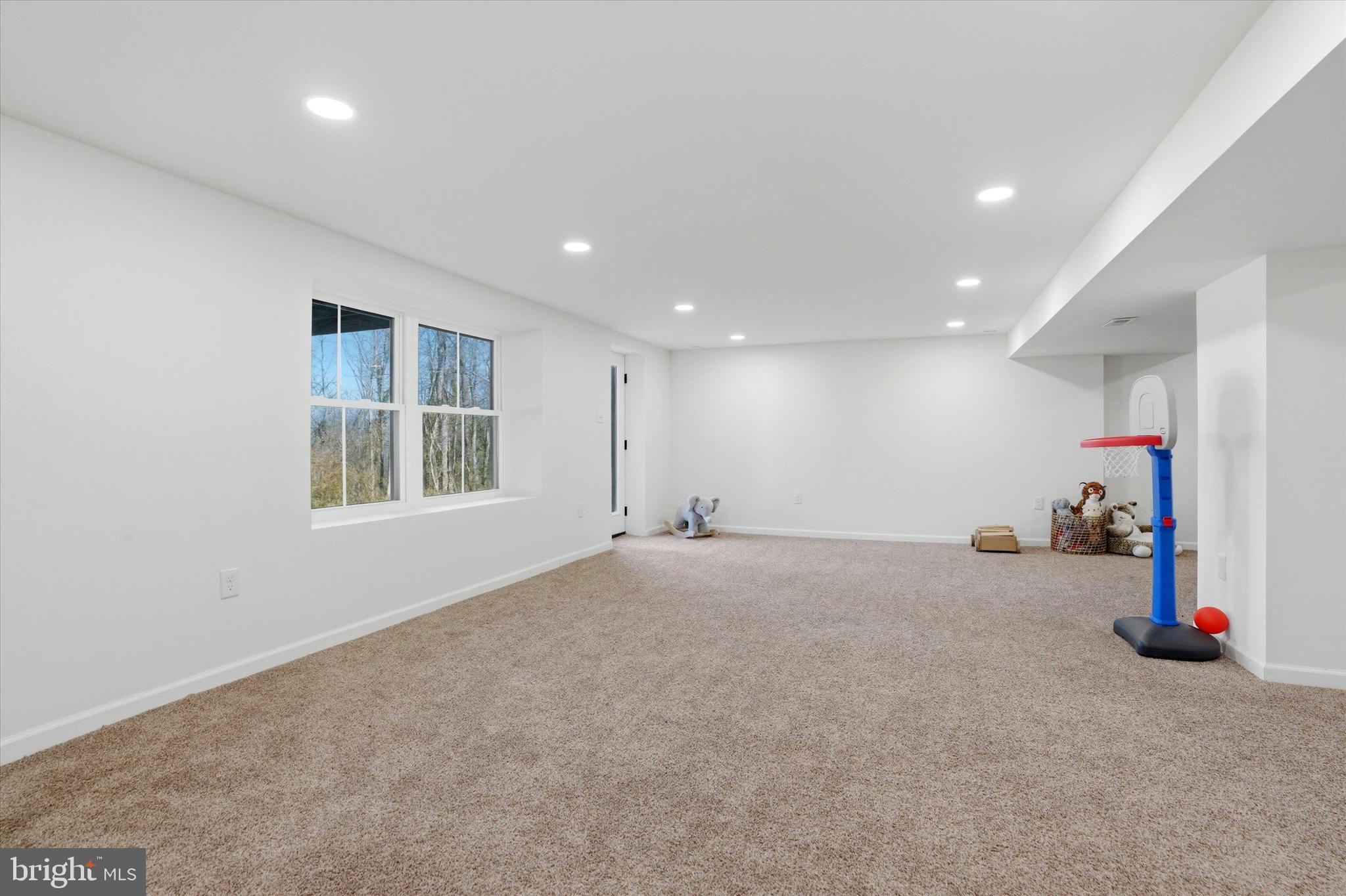 PROVIDENCE MEADOWS - Residential