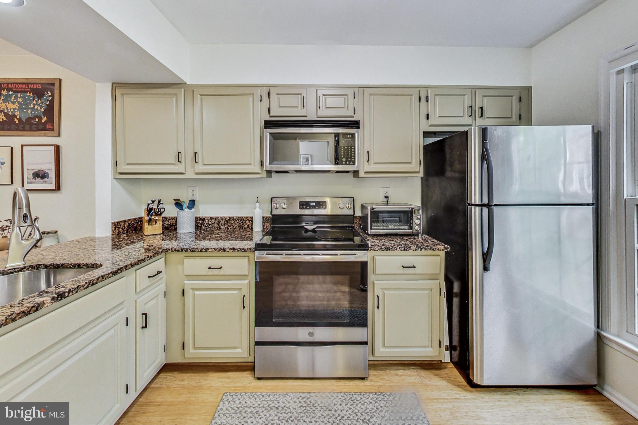 WINDGATE II - Residential