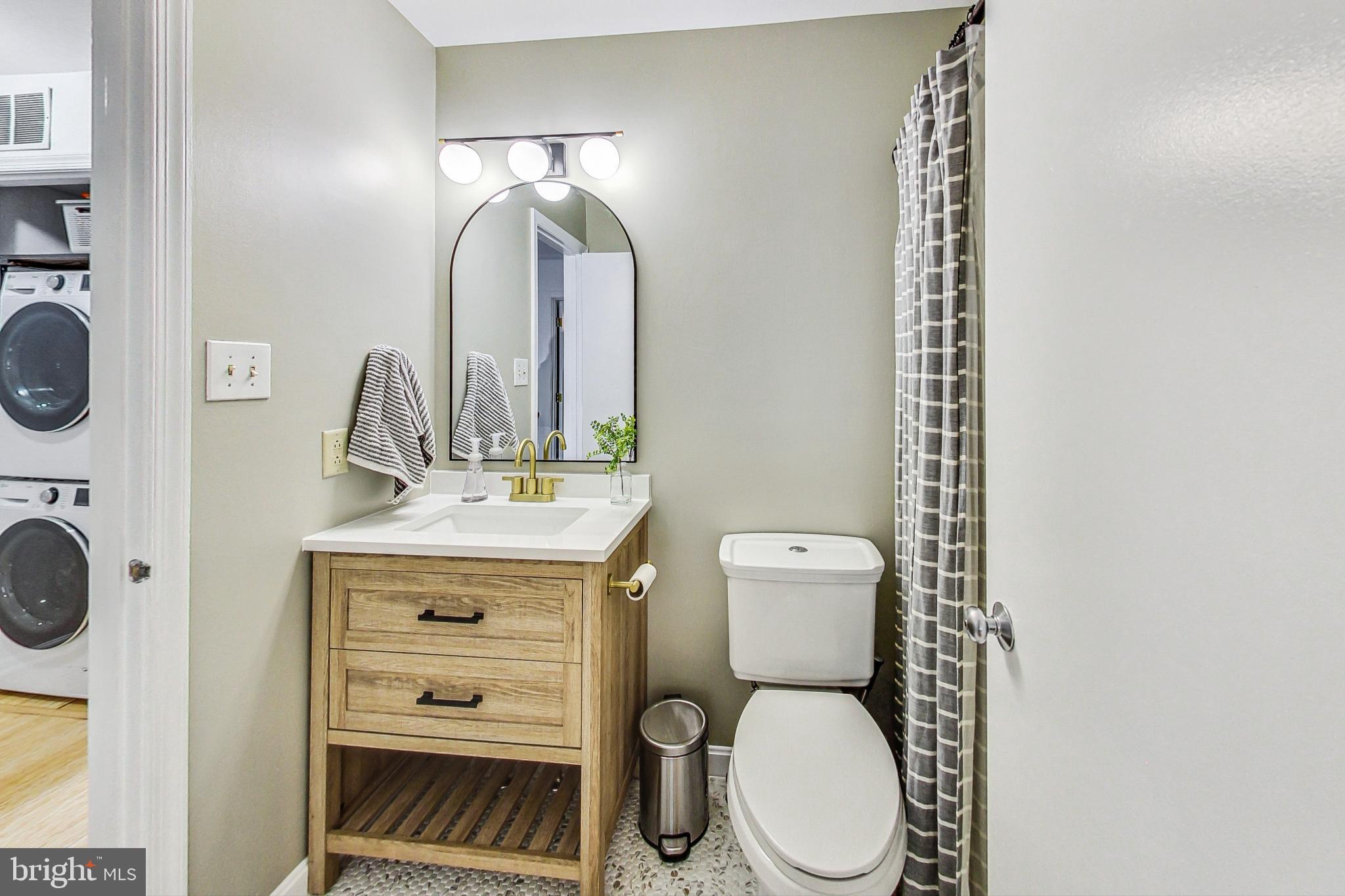 WINDGATE II - Residential