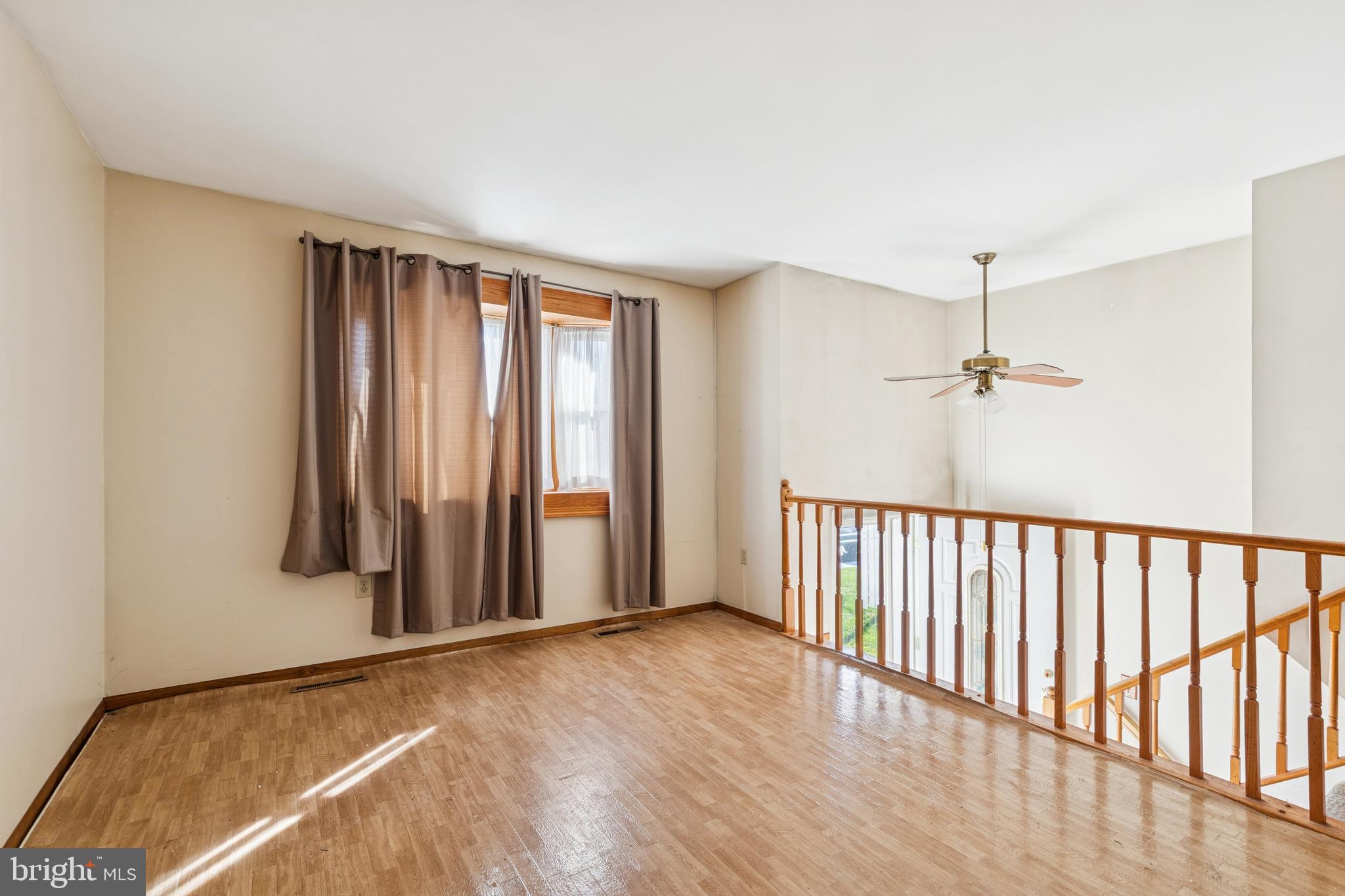 RIDGE VIEW - Residential