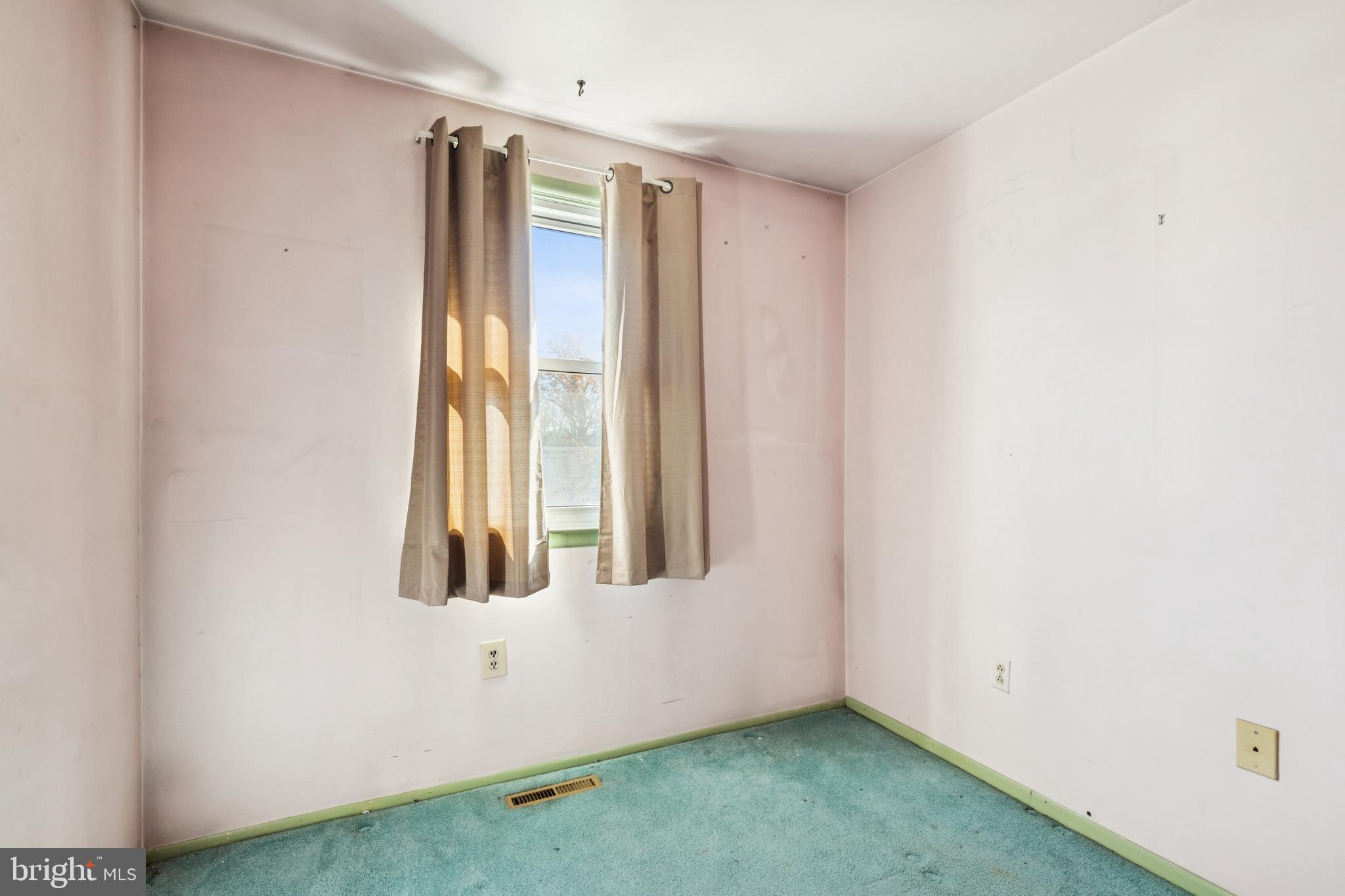 RIDGE VIEW - Residential