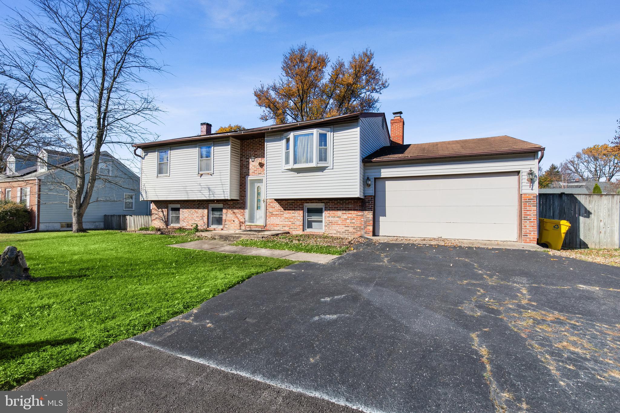 RIDGE VIEW - Residential