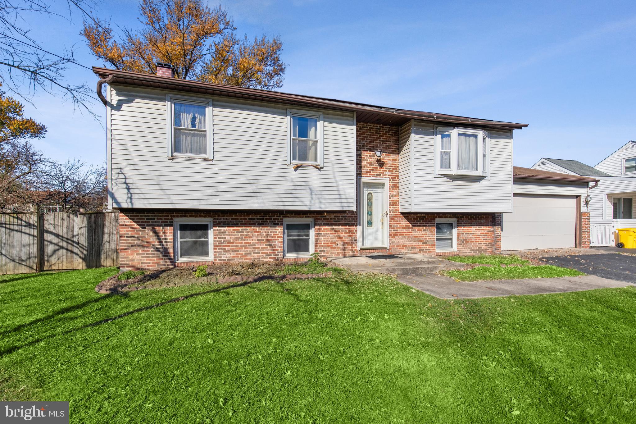 RIDGE VIEW - Residential